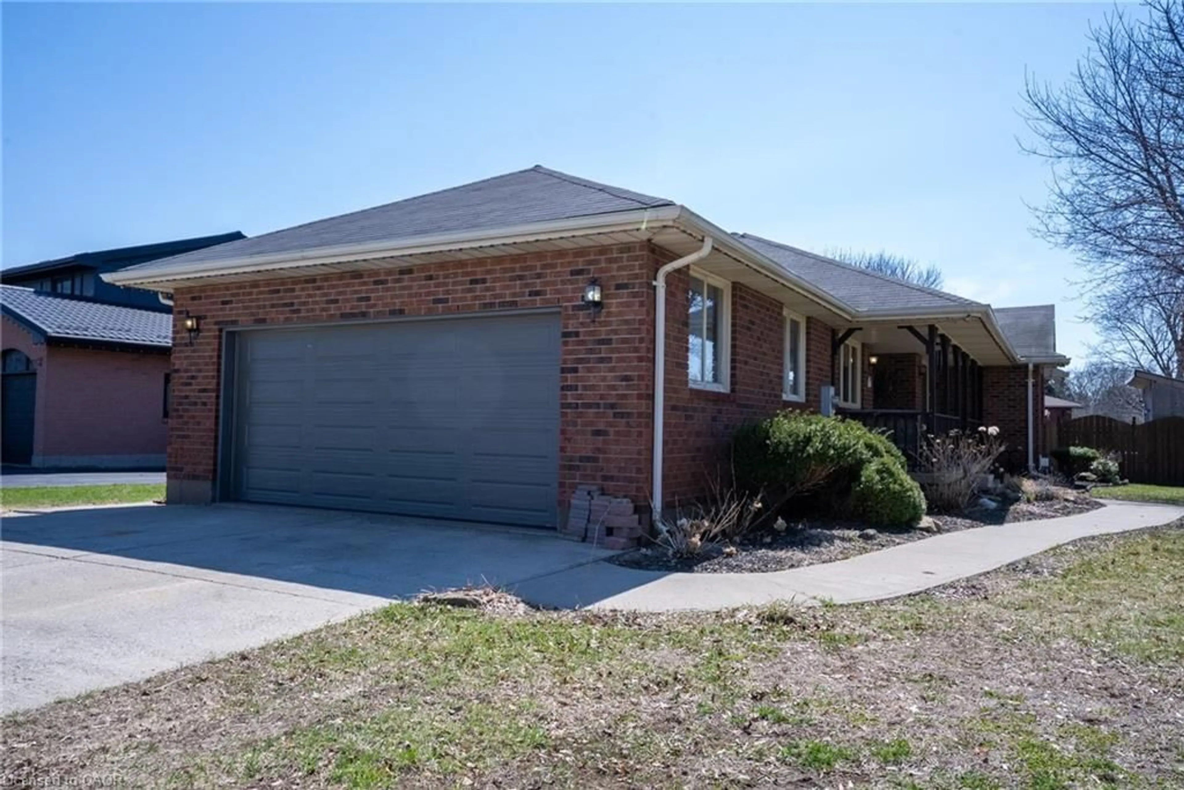 Home with brick exterior material, street for 17 Ross St, Waterford Ontario N0E 1Y0