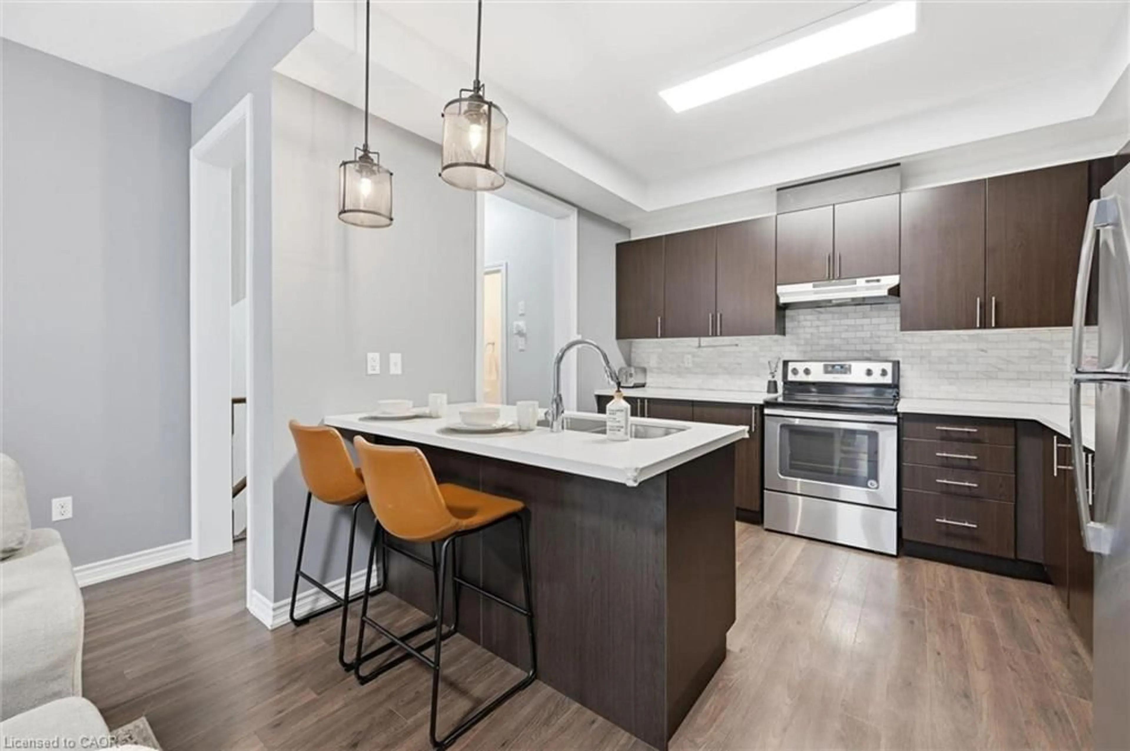 Open concept kitchen, unknown for 54 Nisbet Blvd #24, Waterdown Ontario L8B 0Y3