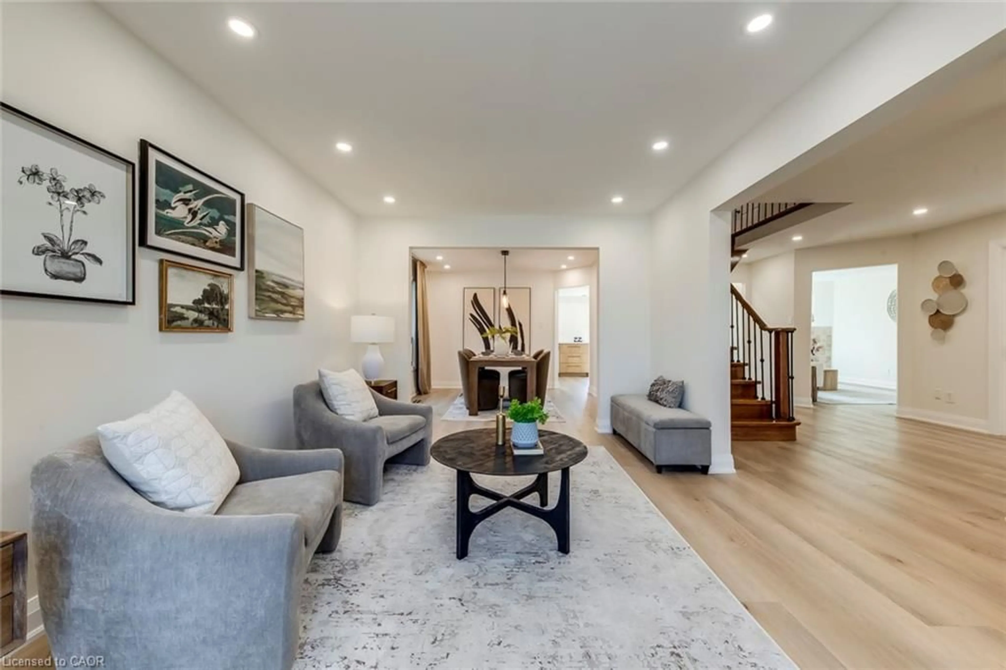 Living room with furniture, unknown for Rd, Burlington Ontario L7M 2W8