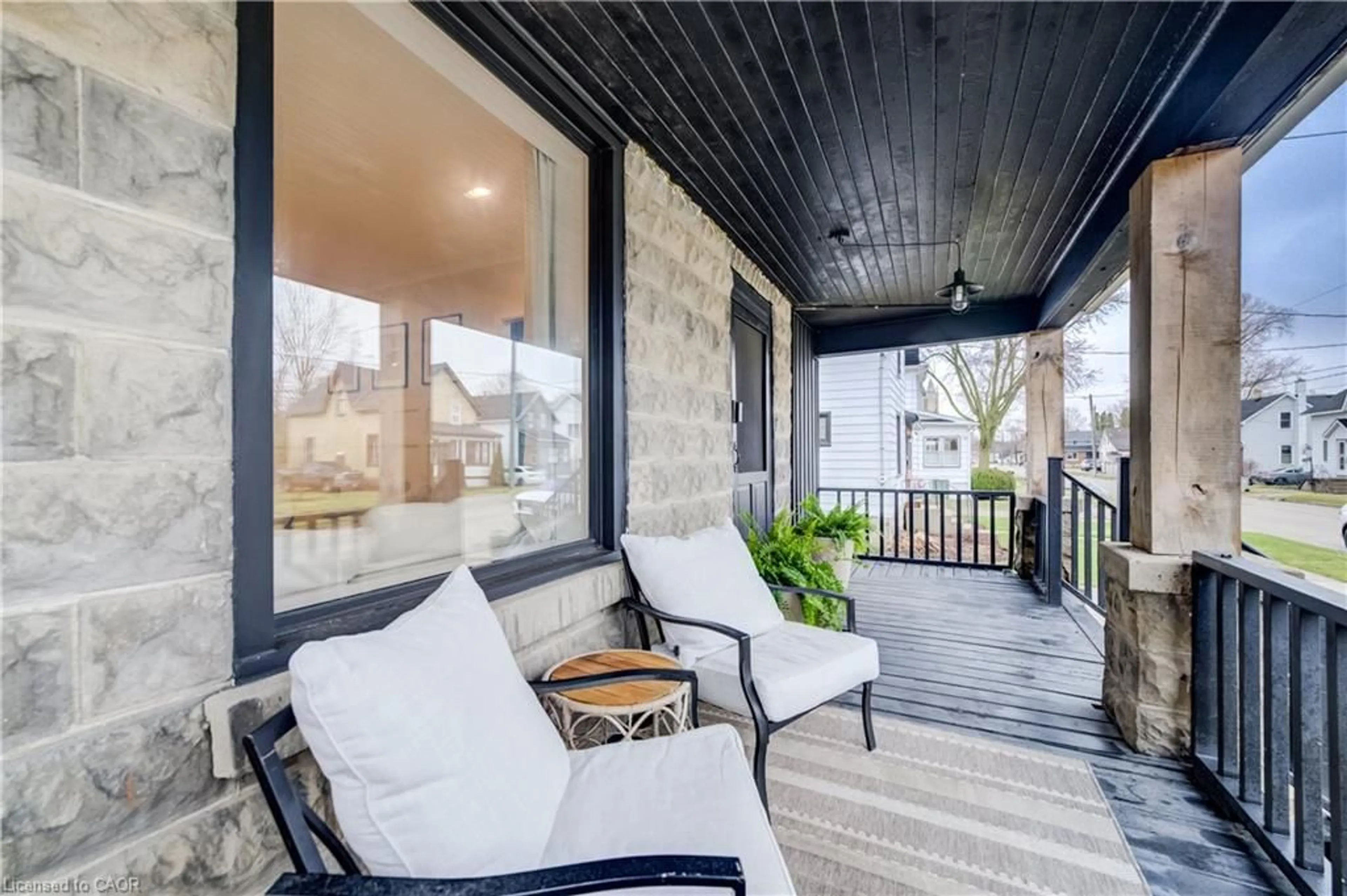 Patio, street for 485 Inkerman St, Listowel Ontario N4W 1C4