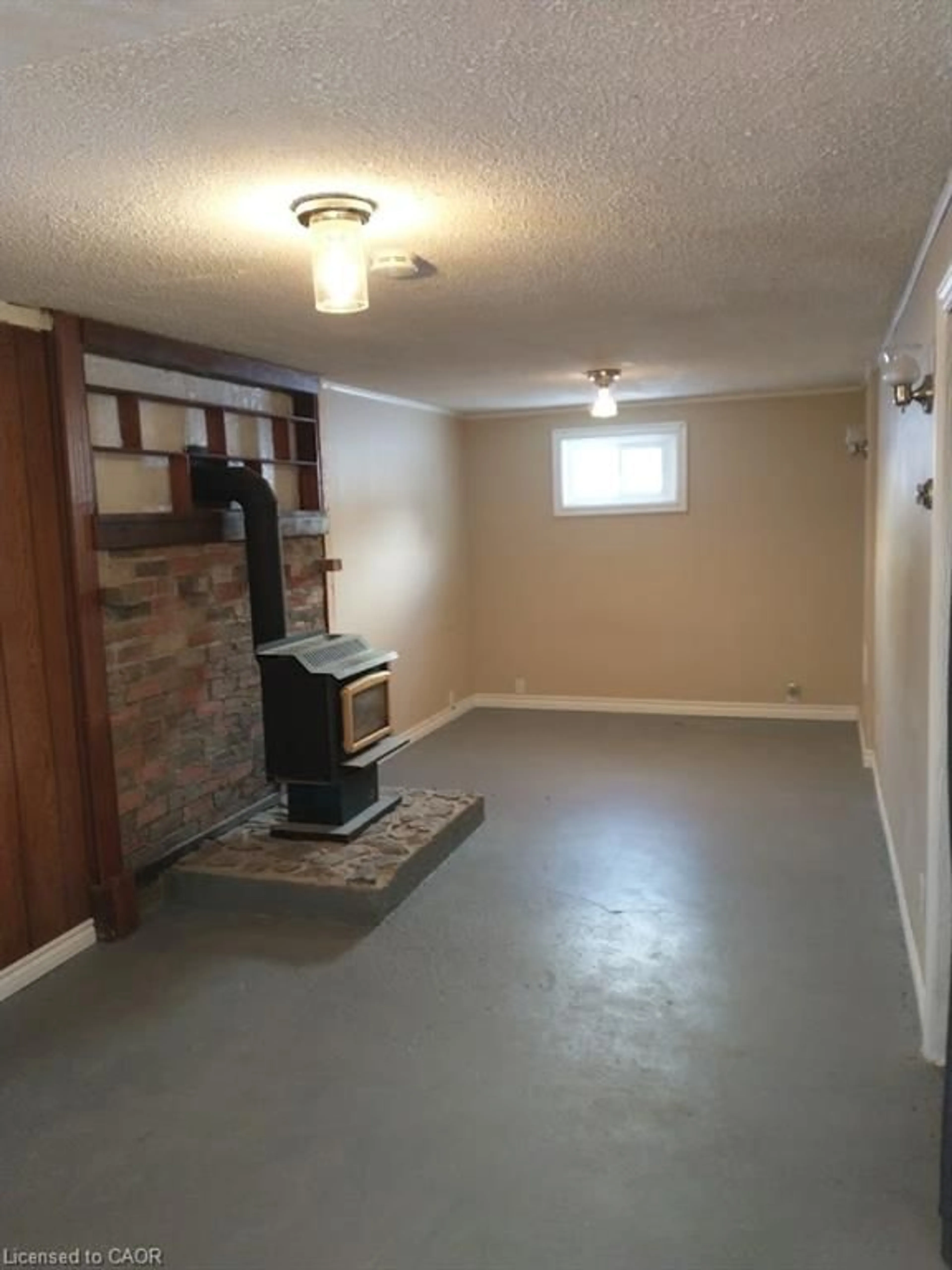 A pic of a room for 71 Nickolas Cres, Cambridge Ontario N3C 3L7