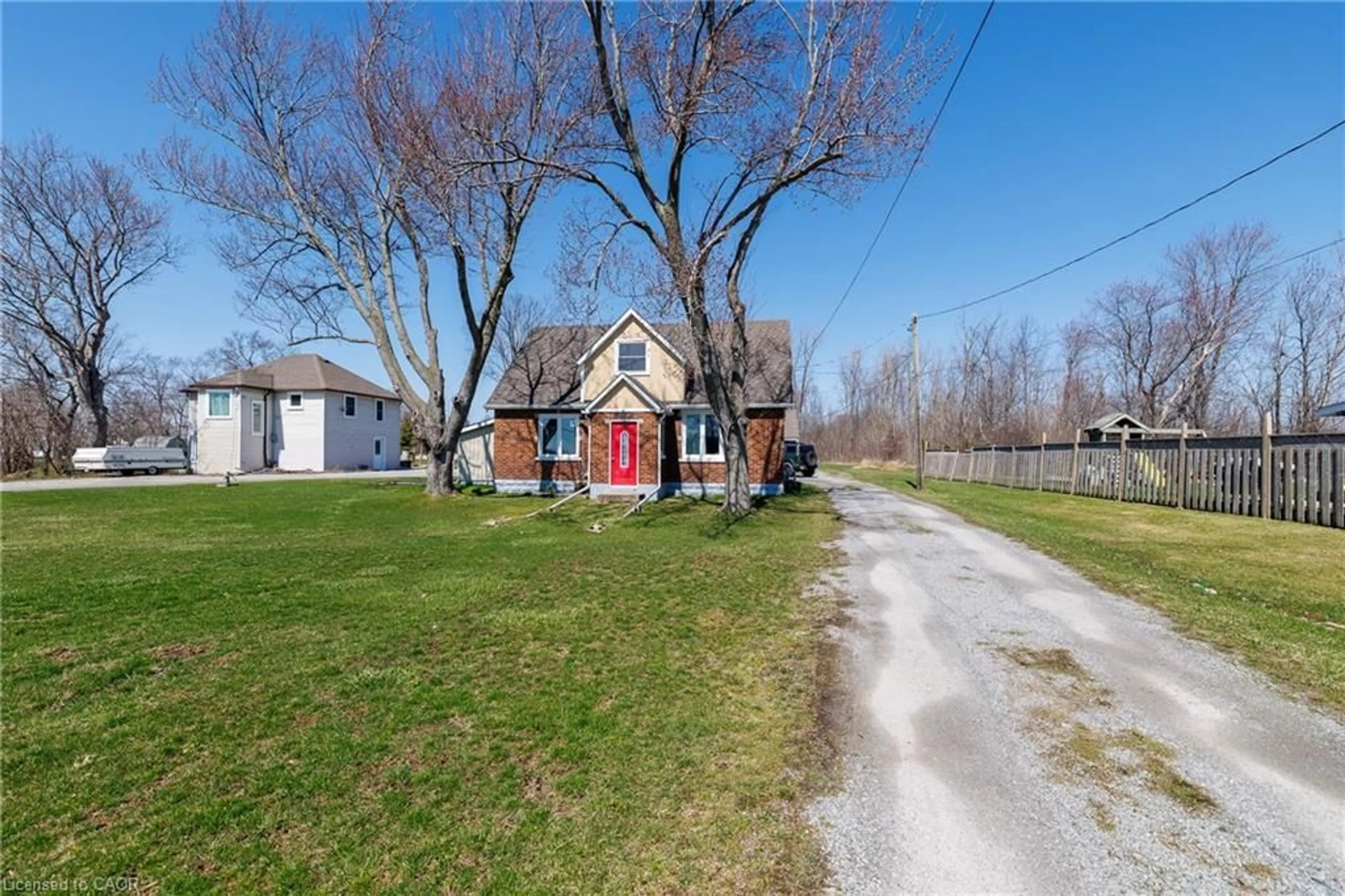 A pic from outside/outdoor area/front of a property/back of a property/a pic from drone, street for 2592 Highway 3, Port Colborne Ontario L3K 5V4