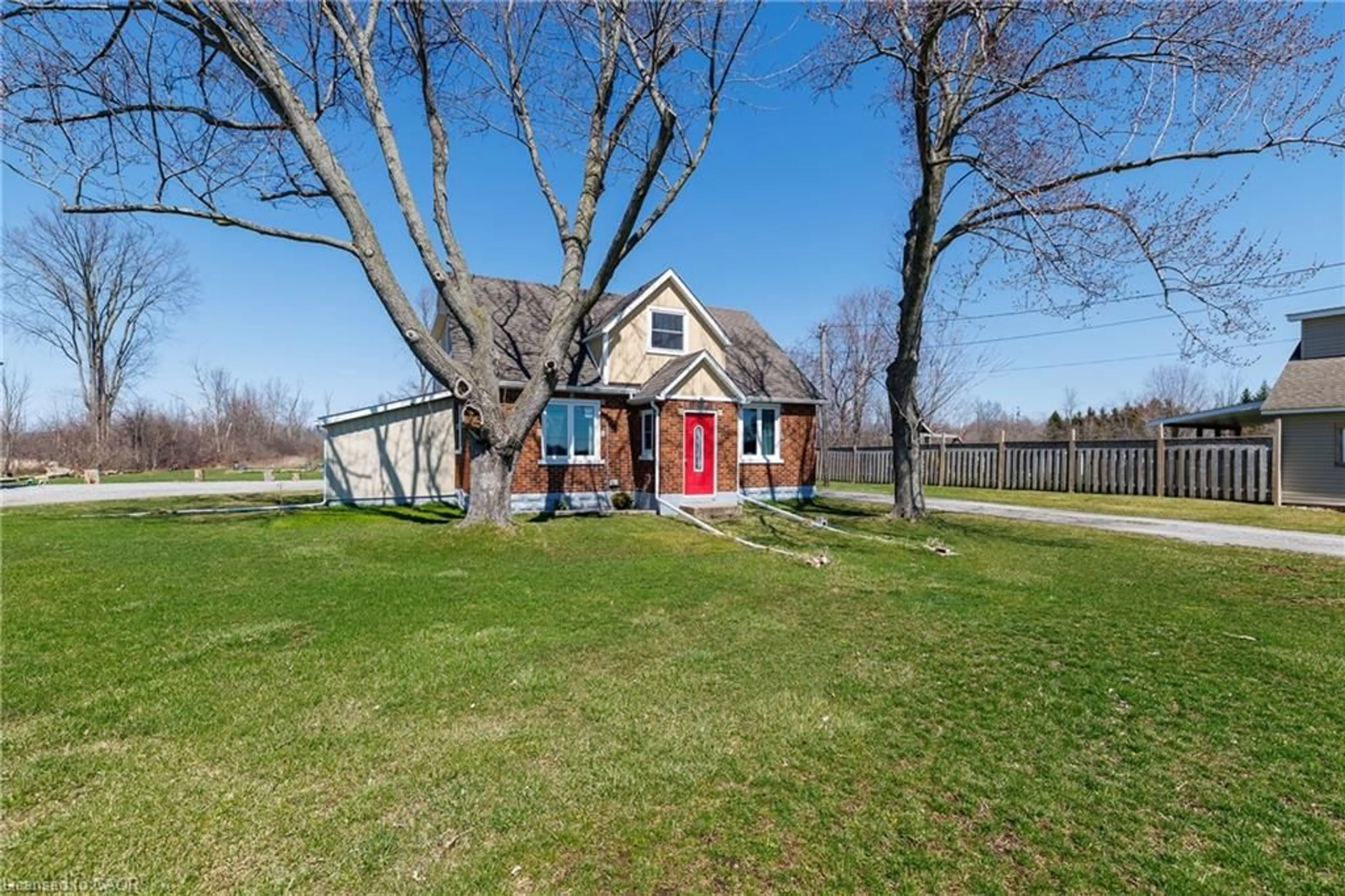 A pic from outside/outdoor area/front of a property/back of a property/a pic from drone, street for 2592 Highway 3, Port Colborne Ontario L3K 5V4