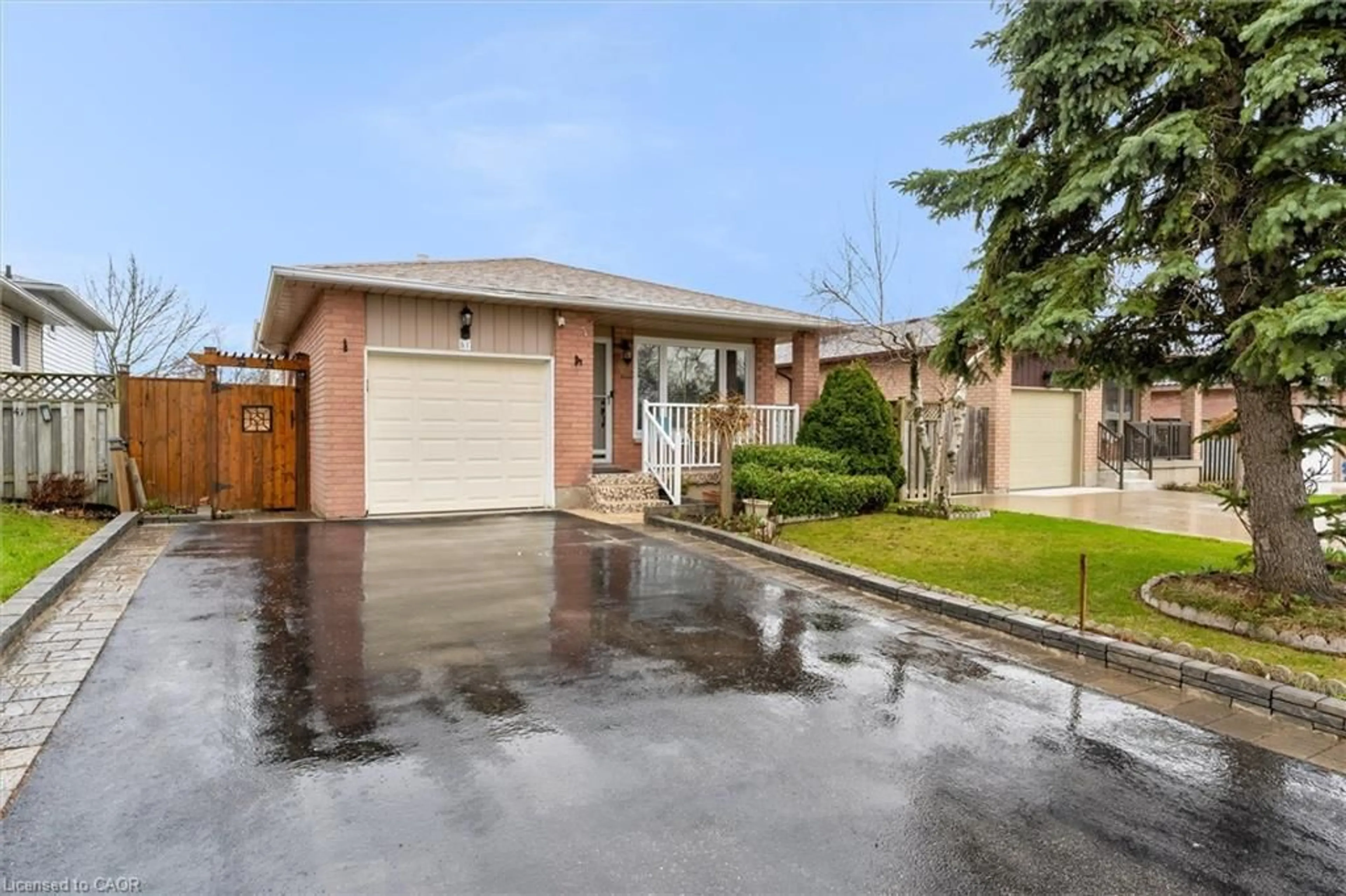 Unknown for 51 Independence Dr, Hamilton Ontario L8W 3C3