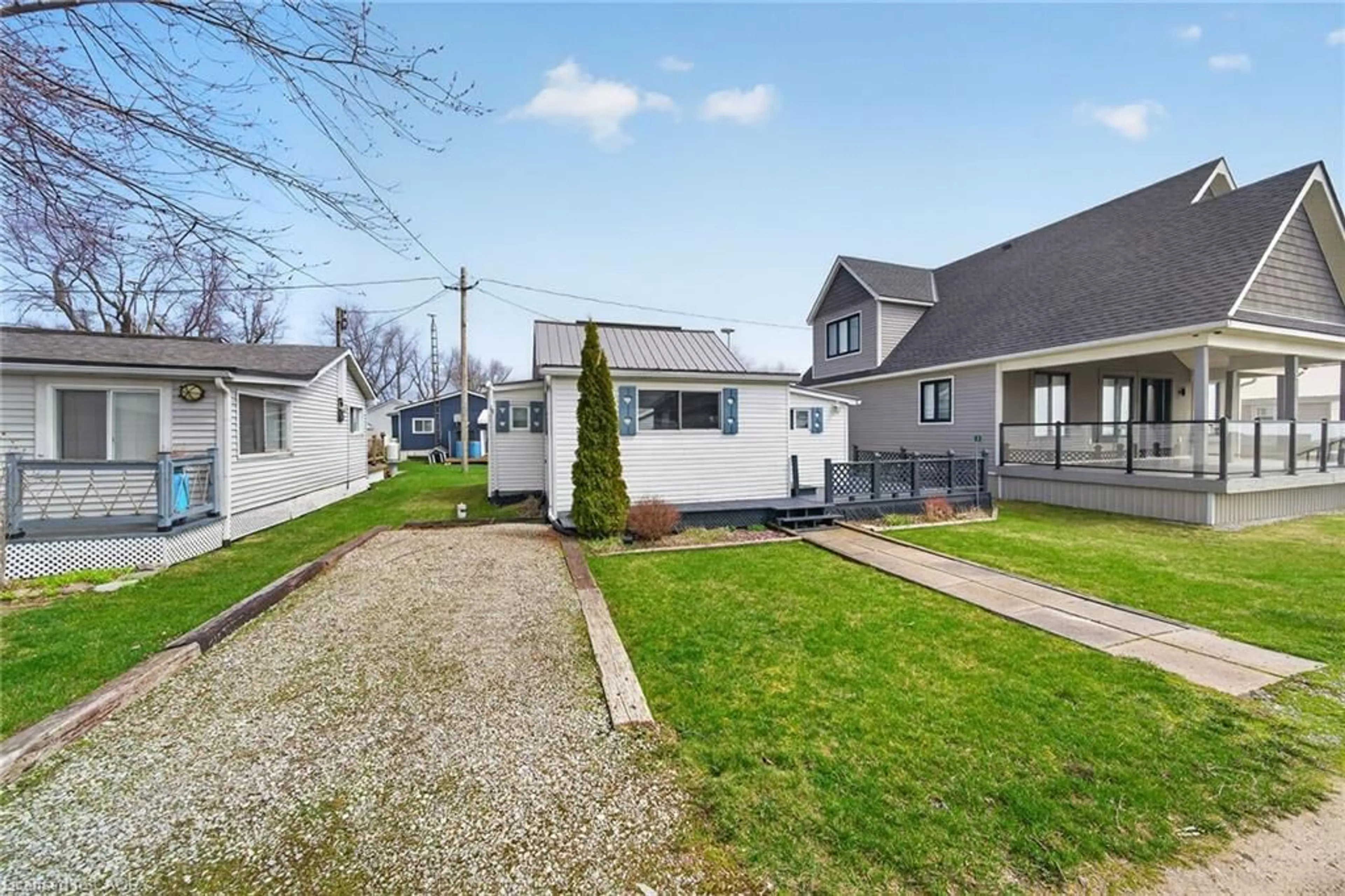 A pic from outside/outdoor area/front of a property/back of a property/a pic from drone, street for 9 Pike Lane, Featherstone Point Ontario N0A 1P0