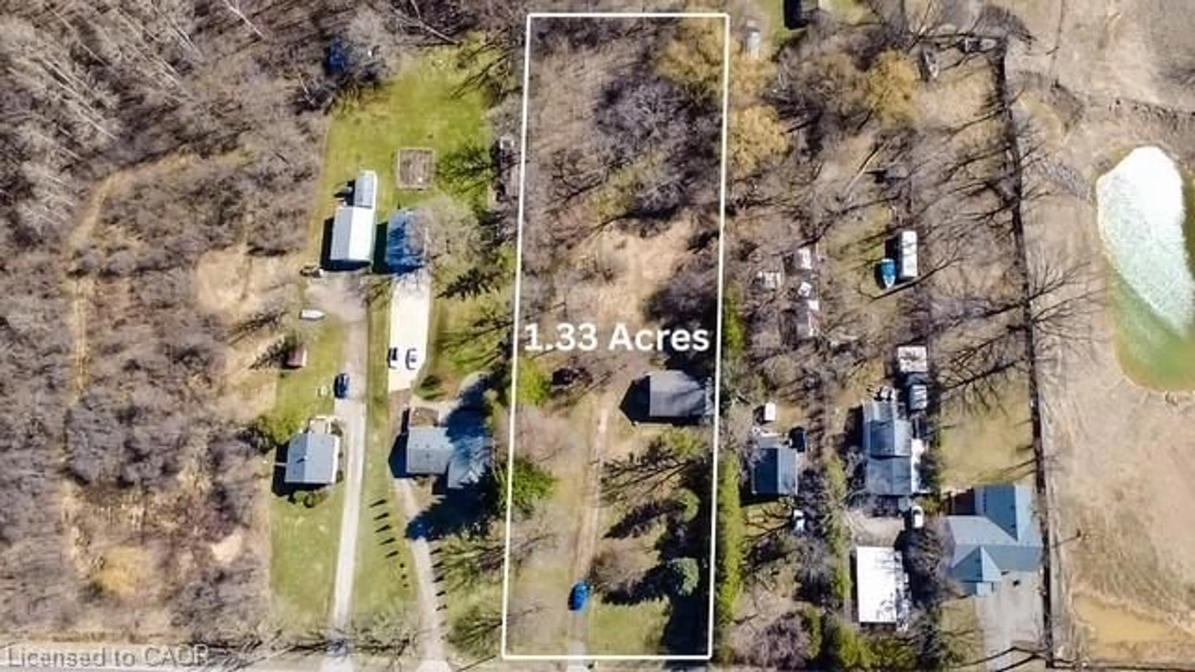 A pic from outside/outdoor area/front of a property/back of a property/a pic from drone, street for 1145 Main St, Cambridge Ontario N1R 5S7