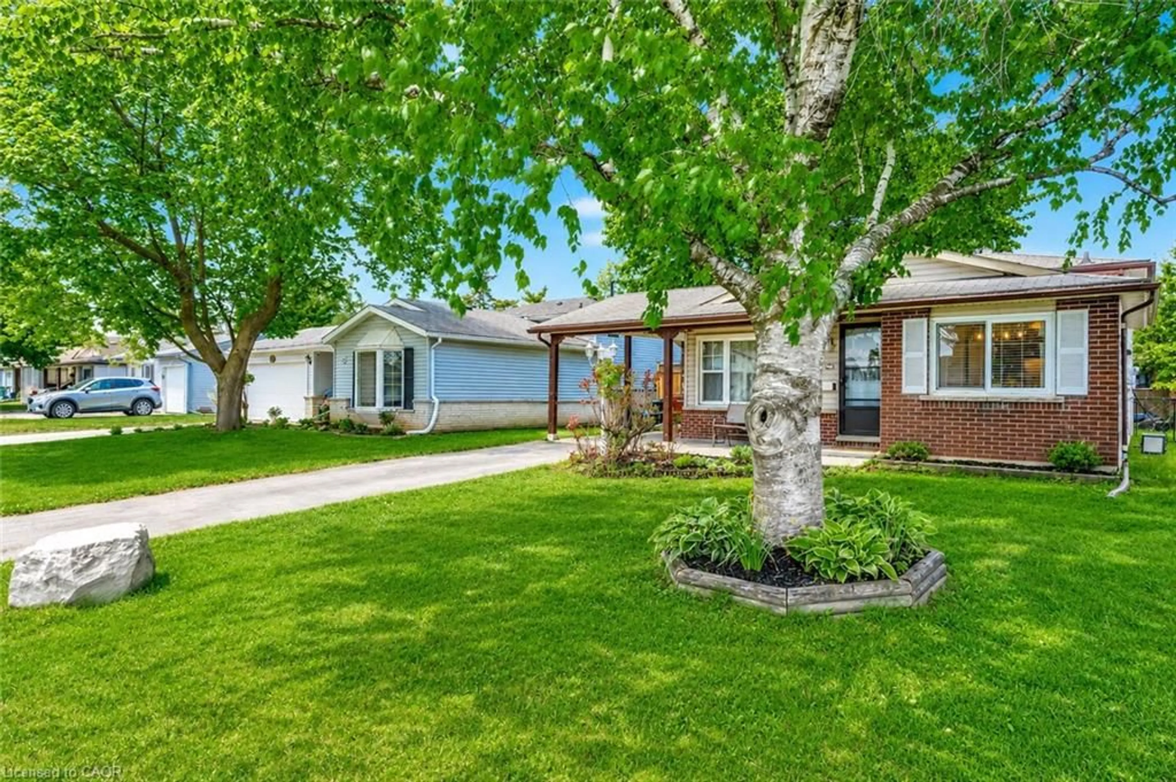 Unknown for 98 Belwood Cres, Kitchener Ontario N2C 1Z3