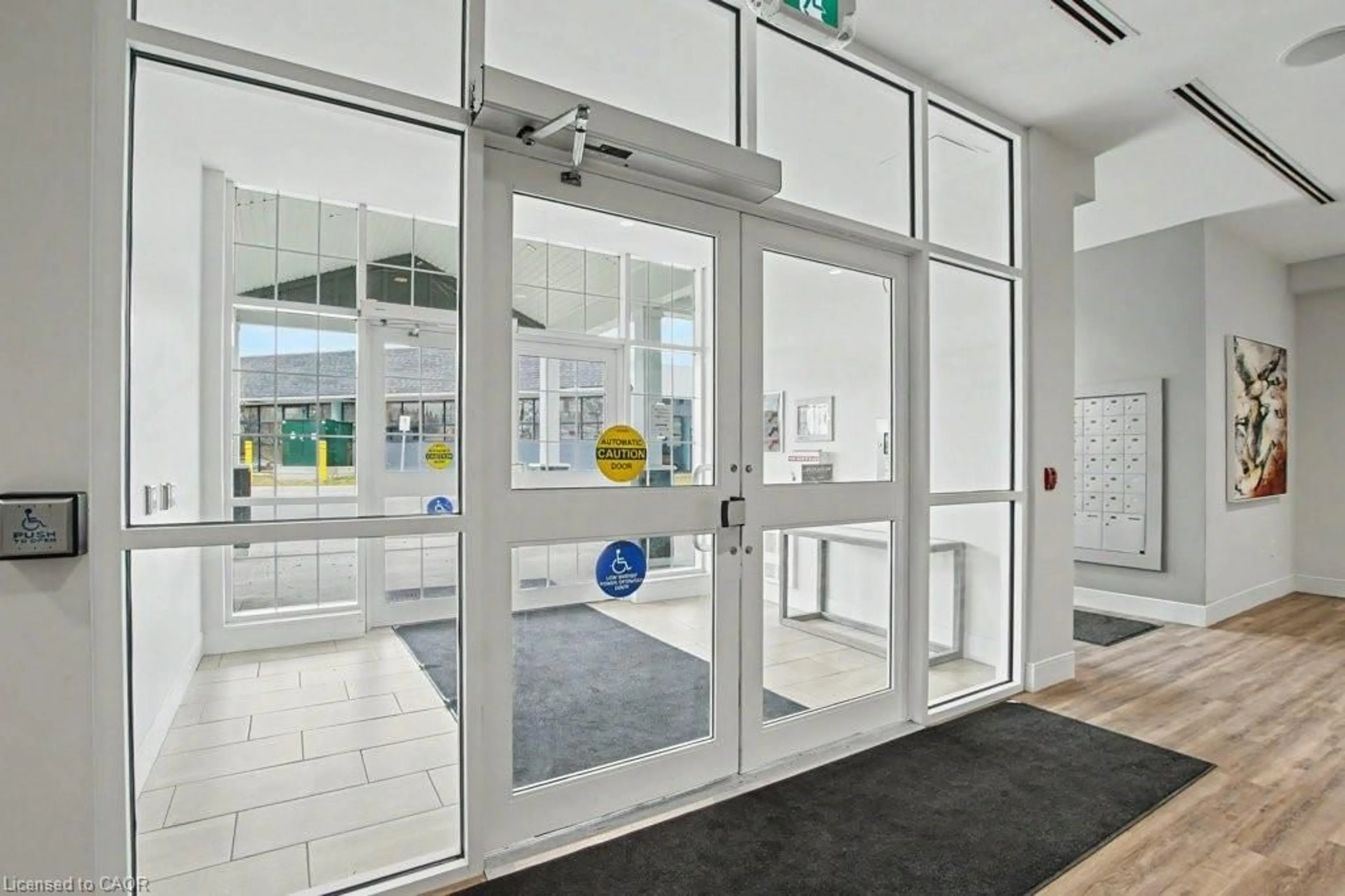 Indoor foyer for 39 Sister Varga Terr #210, Hamilton Ontario L9B 0J7