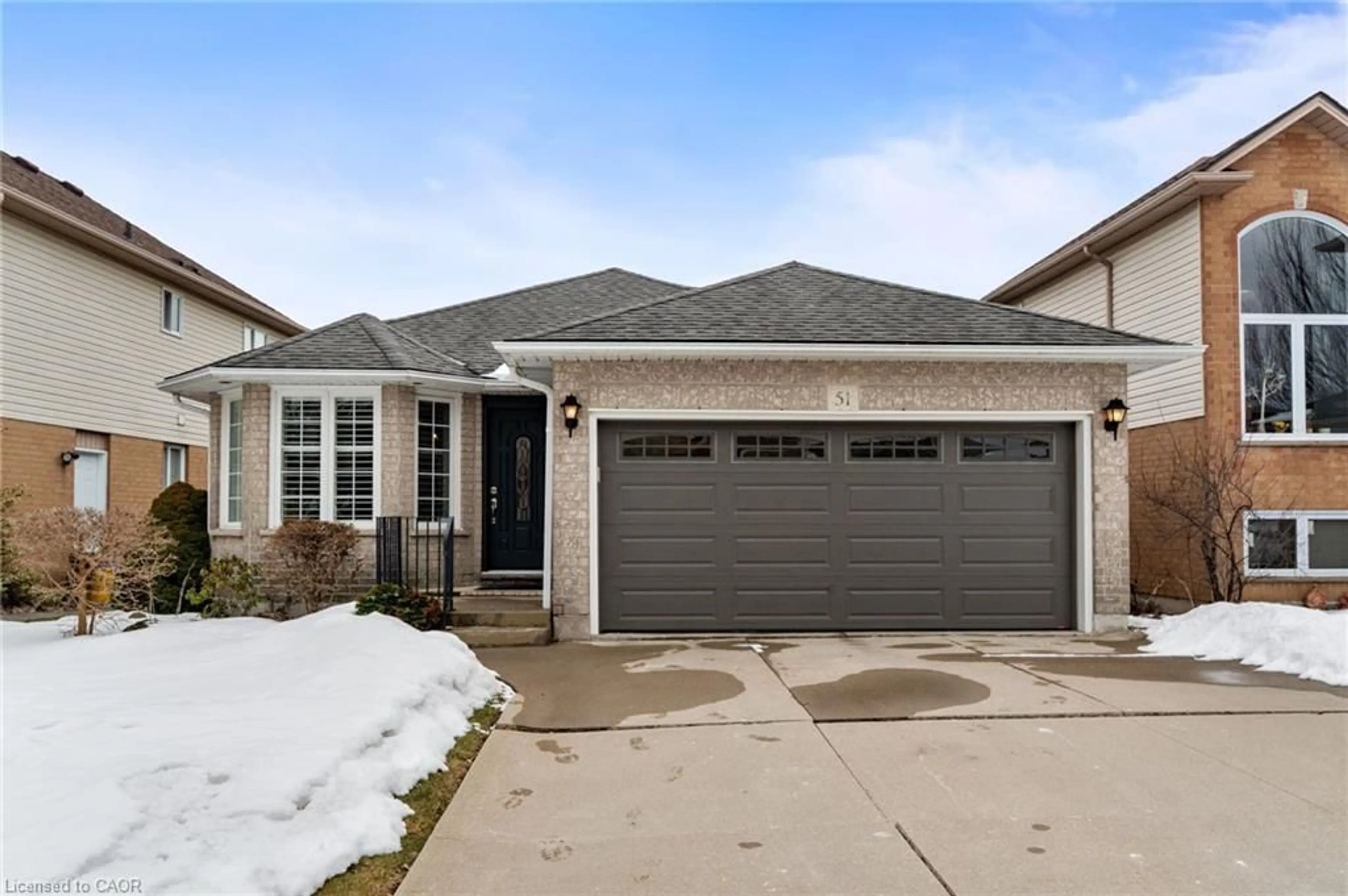 Unknown for 51 Redtail Cres, Hamilton Ontario L9B 2R5