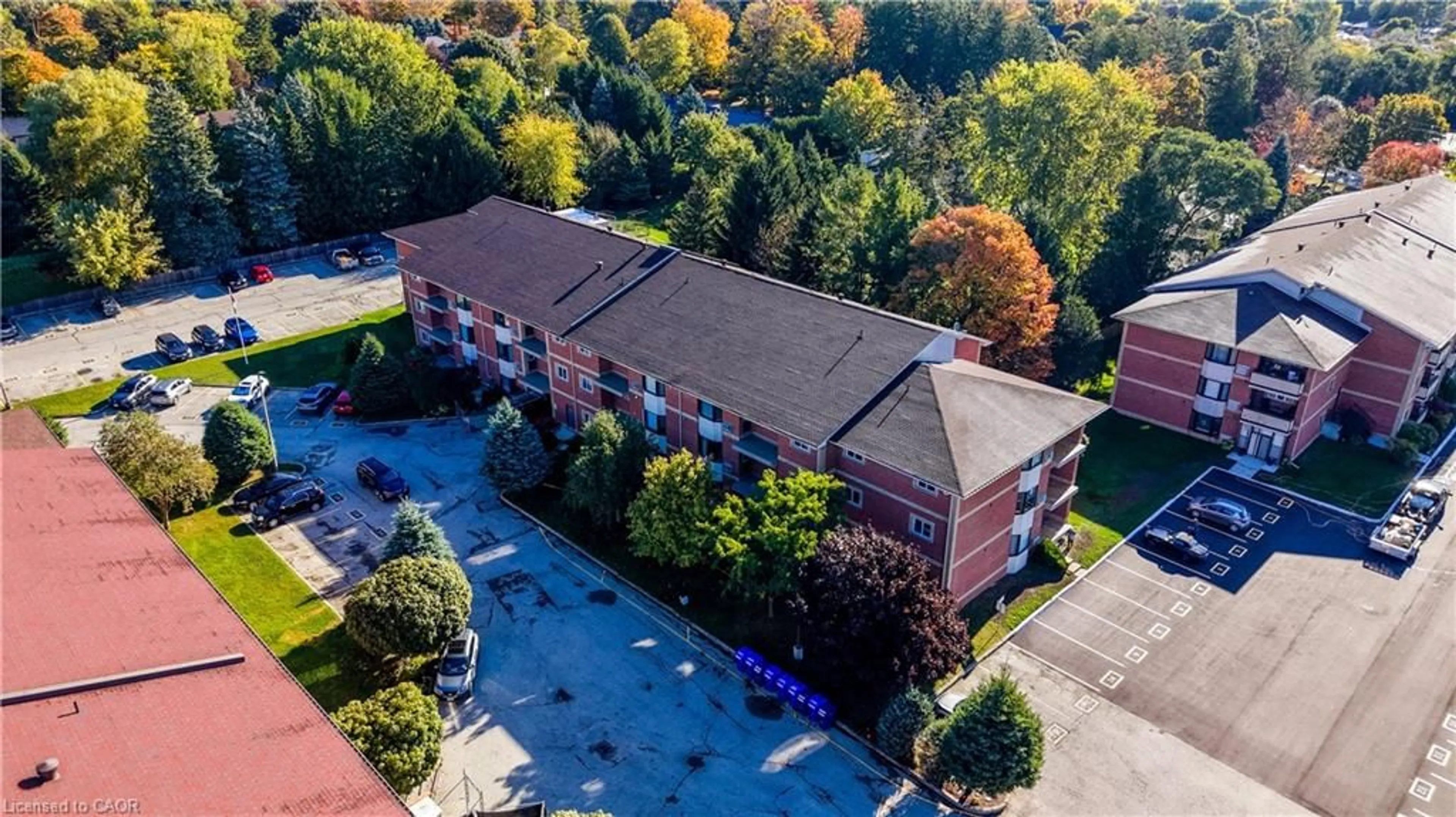 A pic from outside/outdoor area/front of a property/back of a property/a pic from drone, building for 440 Durham St #108, Mount Forest Ontario N0G 2L1