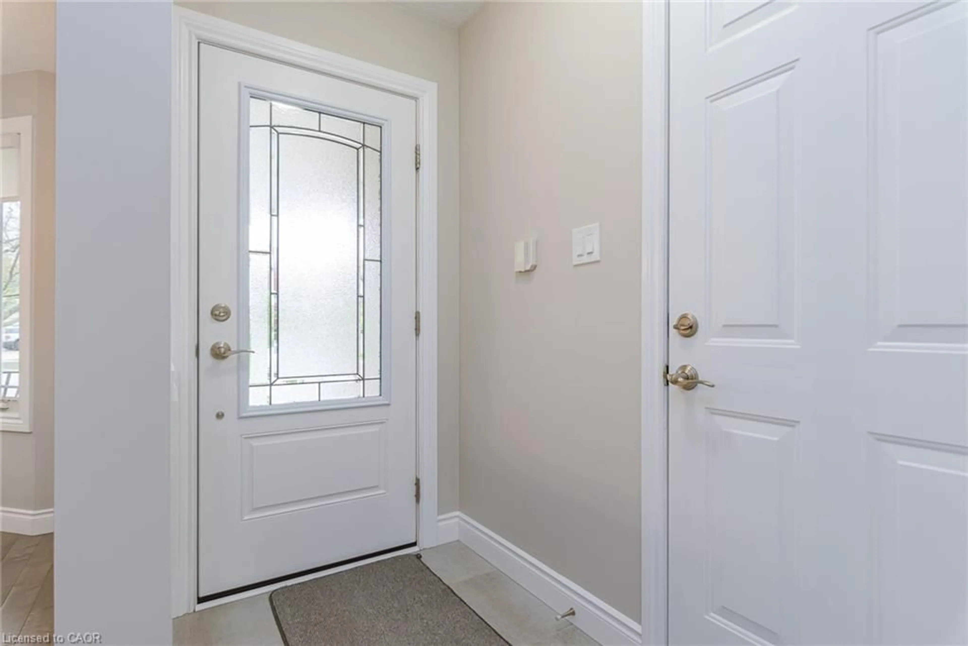 Indoor entryway for 64 Marcy Cres, Cambridge Ontario N3C 4H5