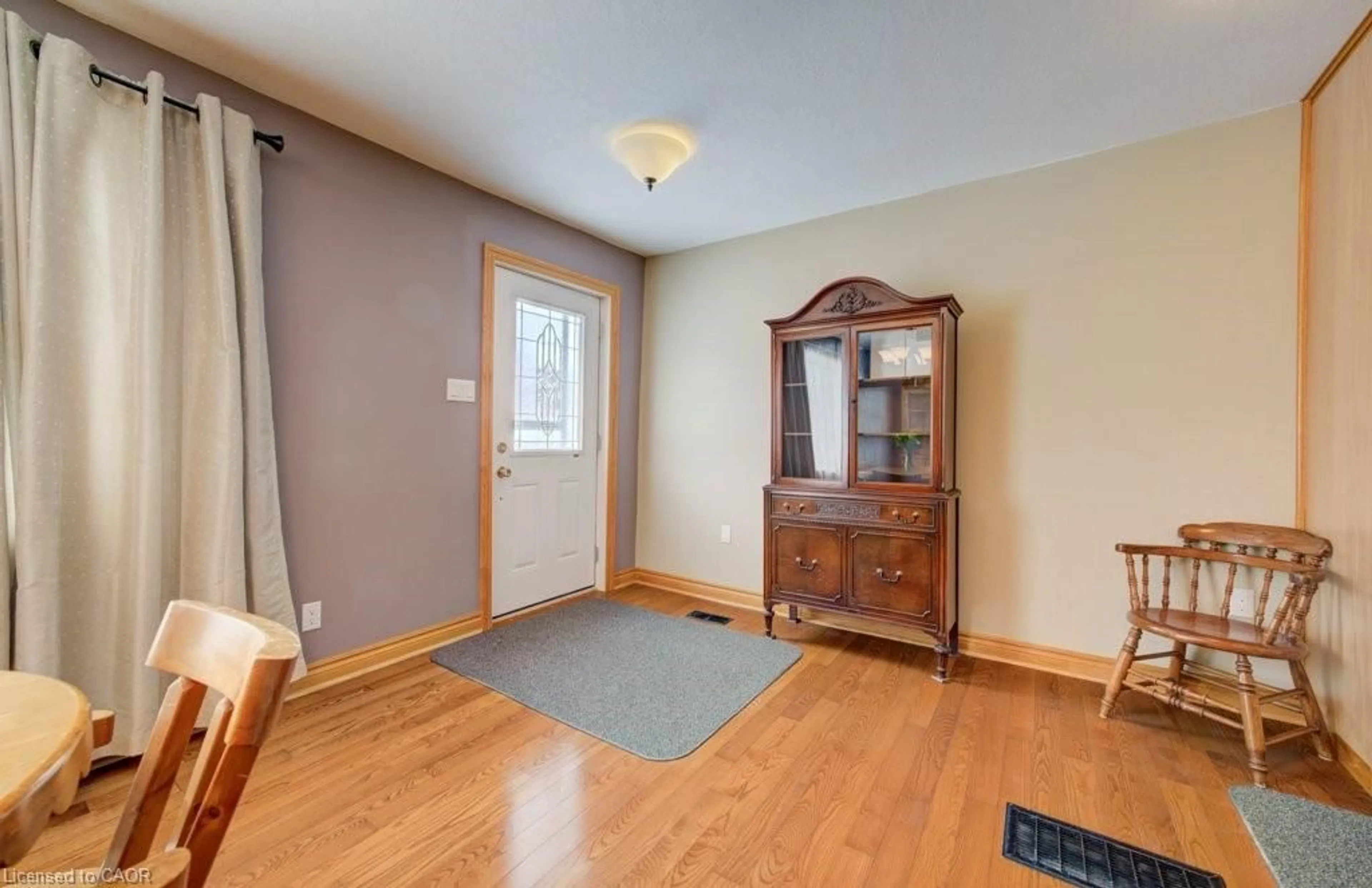 Unknown for 110 Miller St, Mount Forest Ontario N0G 2L3