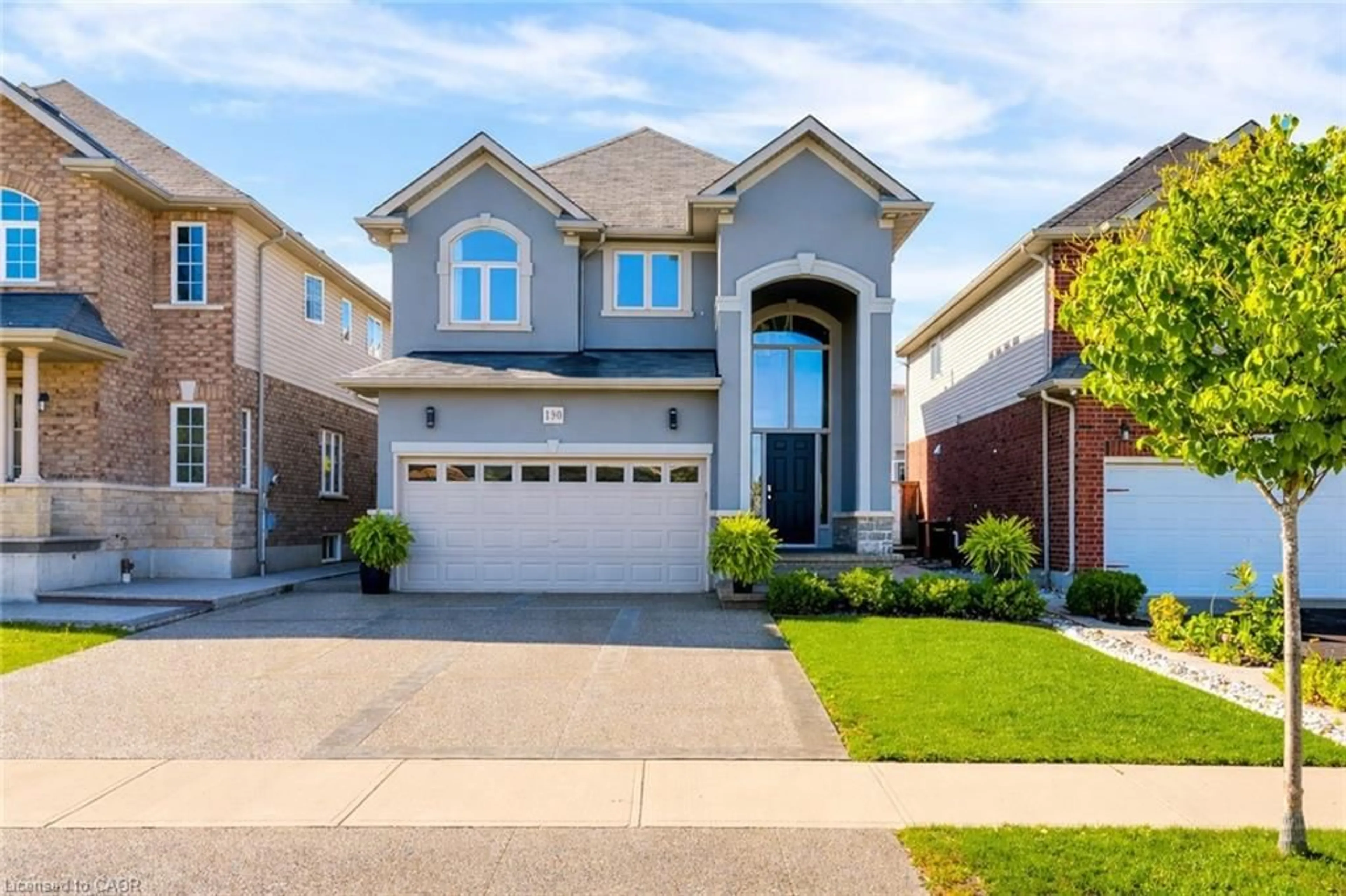 Home with brick exterior material, street for 190 Bellagio Ave, Stoney Creek Ontario L0R 1P0
