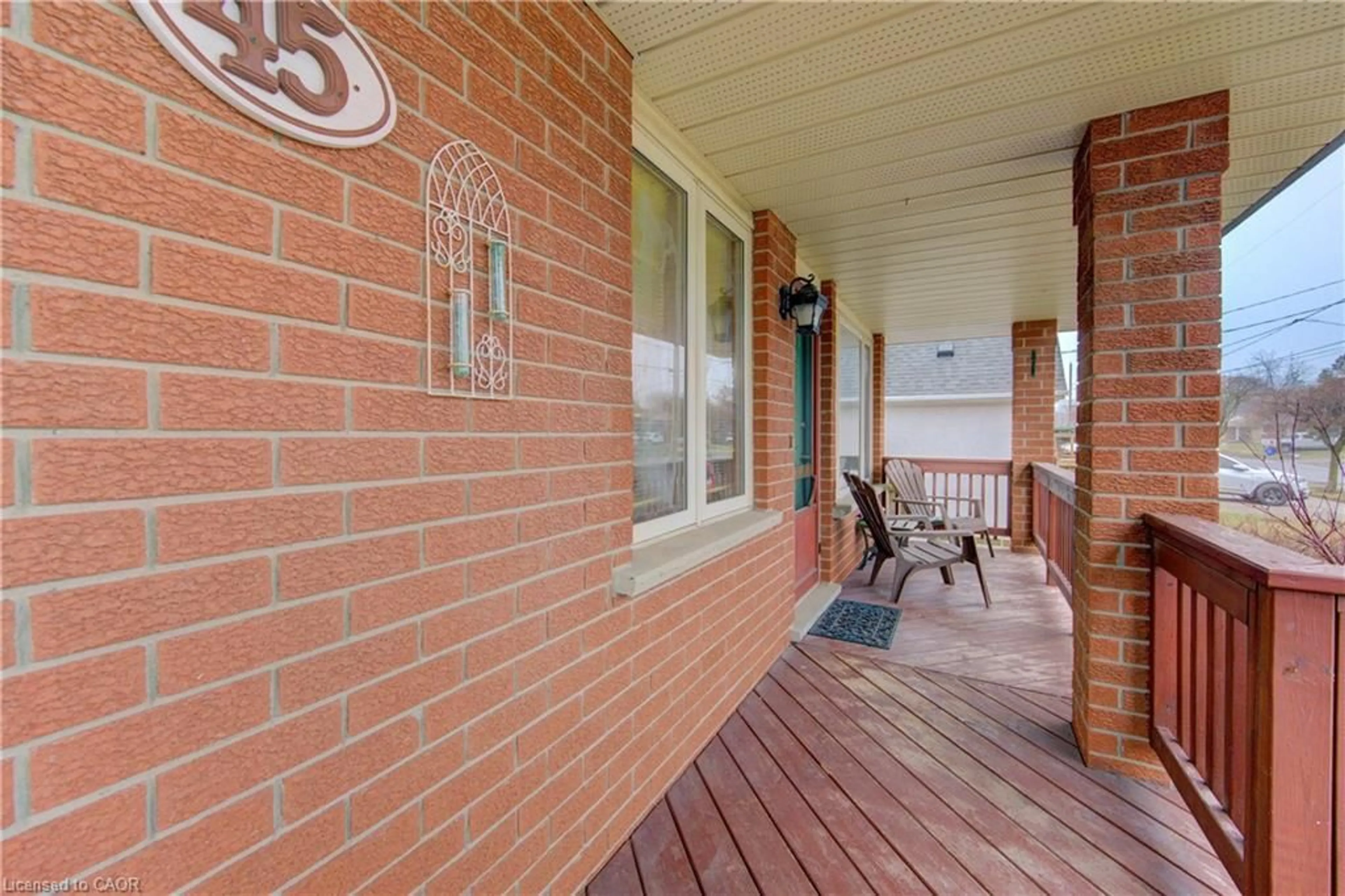 Unknown for 45 Fifth Ave, Kitchener Ontario N2C 1P5