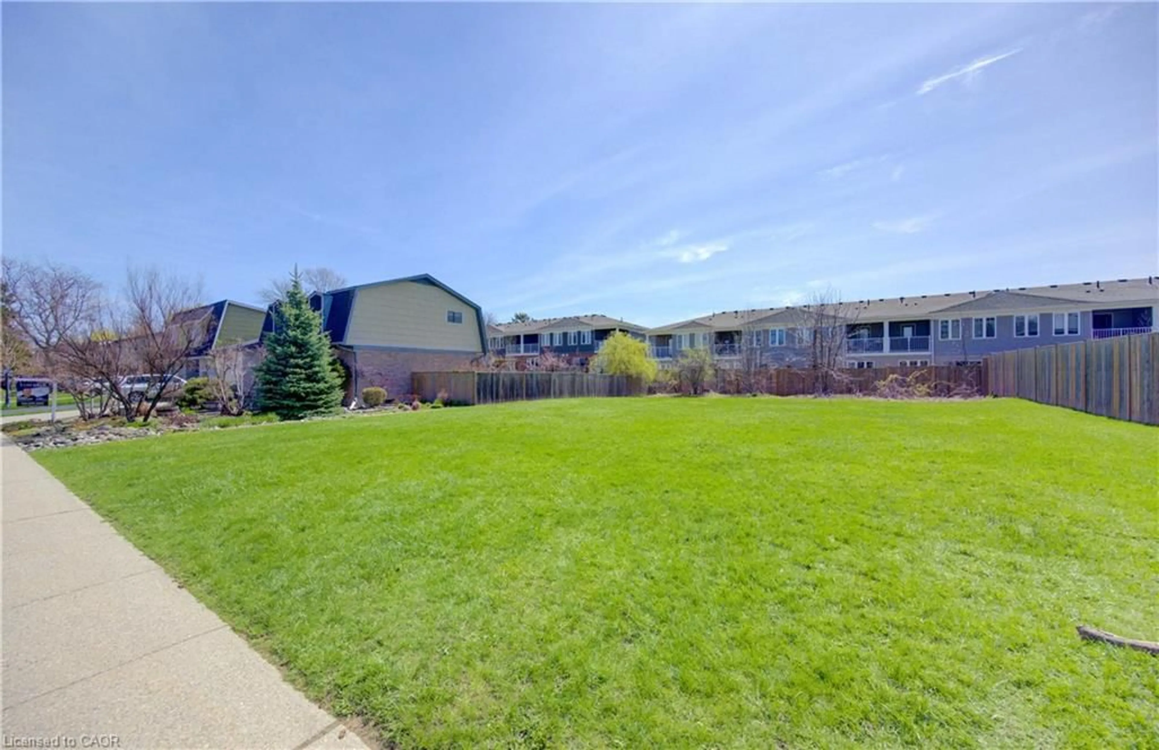 Unknown for 83 Manor Dr, Kitchener Ontario N2A 2T9