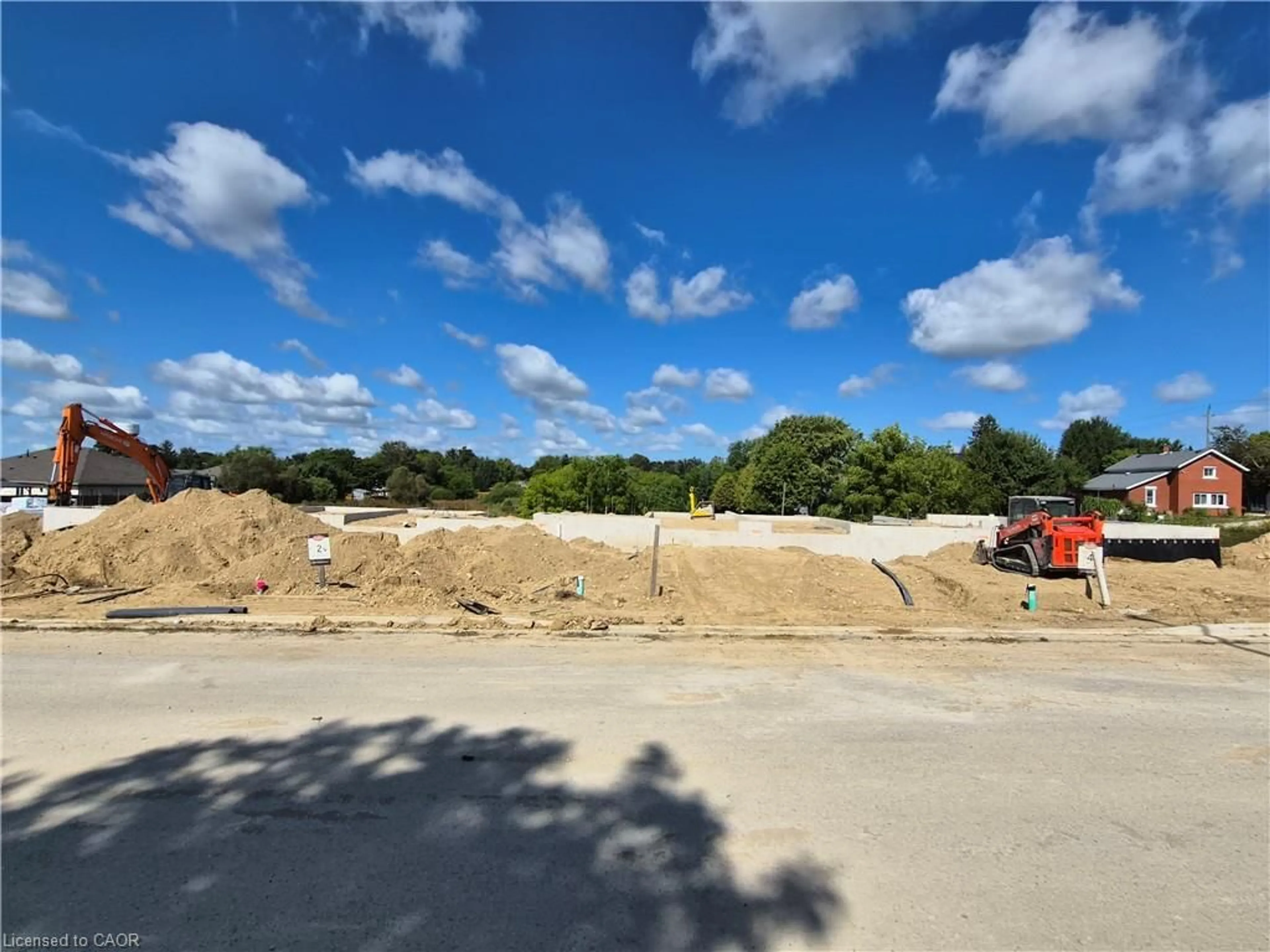 A pic from outside/outdoor area/front of a property/back of a property/a pic from drone, unknown for 17 Anne St, Harriston Ontario N0G 1Z0