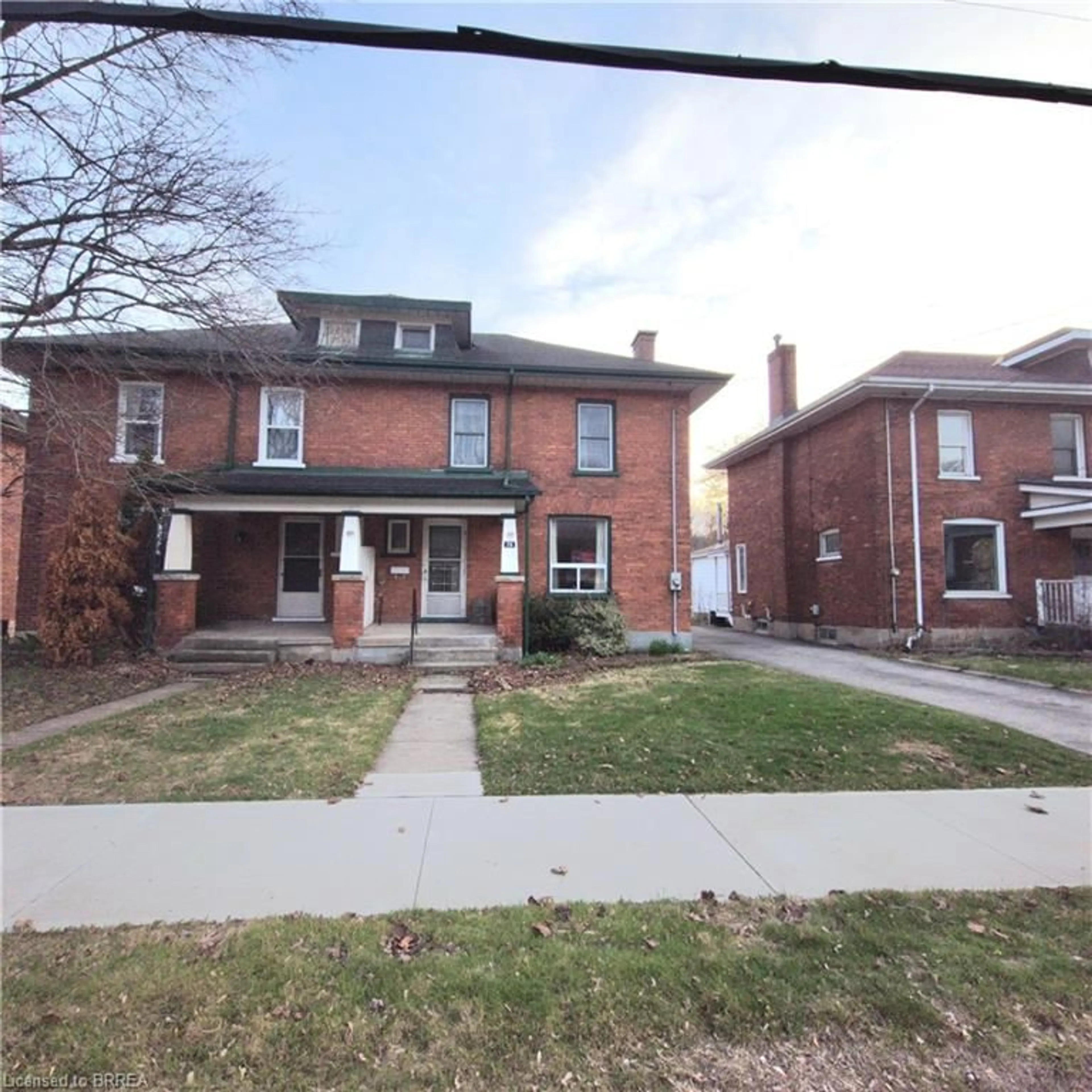 Home with brick exterior material, street for 26 Willow St, Paris Ontario N3L 2K6
