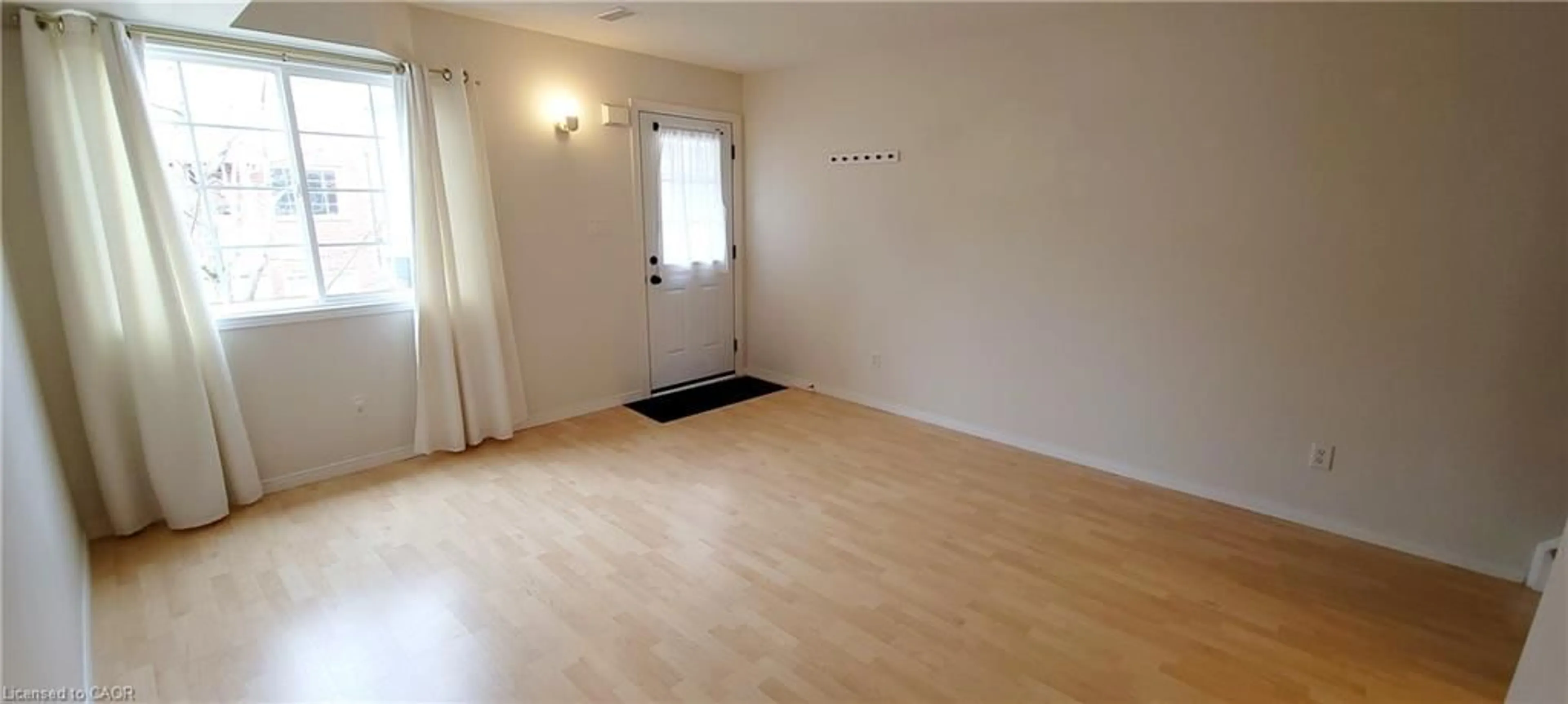 A pic of a room for 139 Brighton St #11A, Waterloo Ontario N2J 4Z5