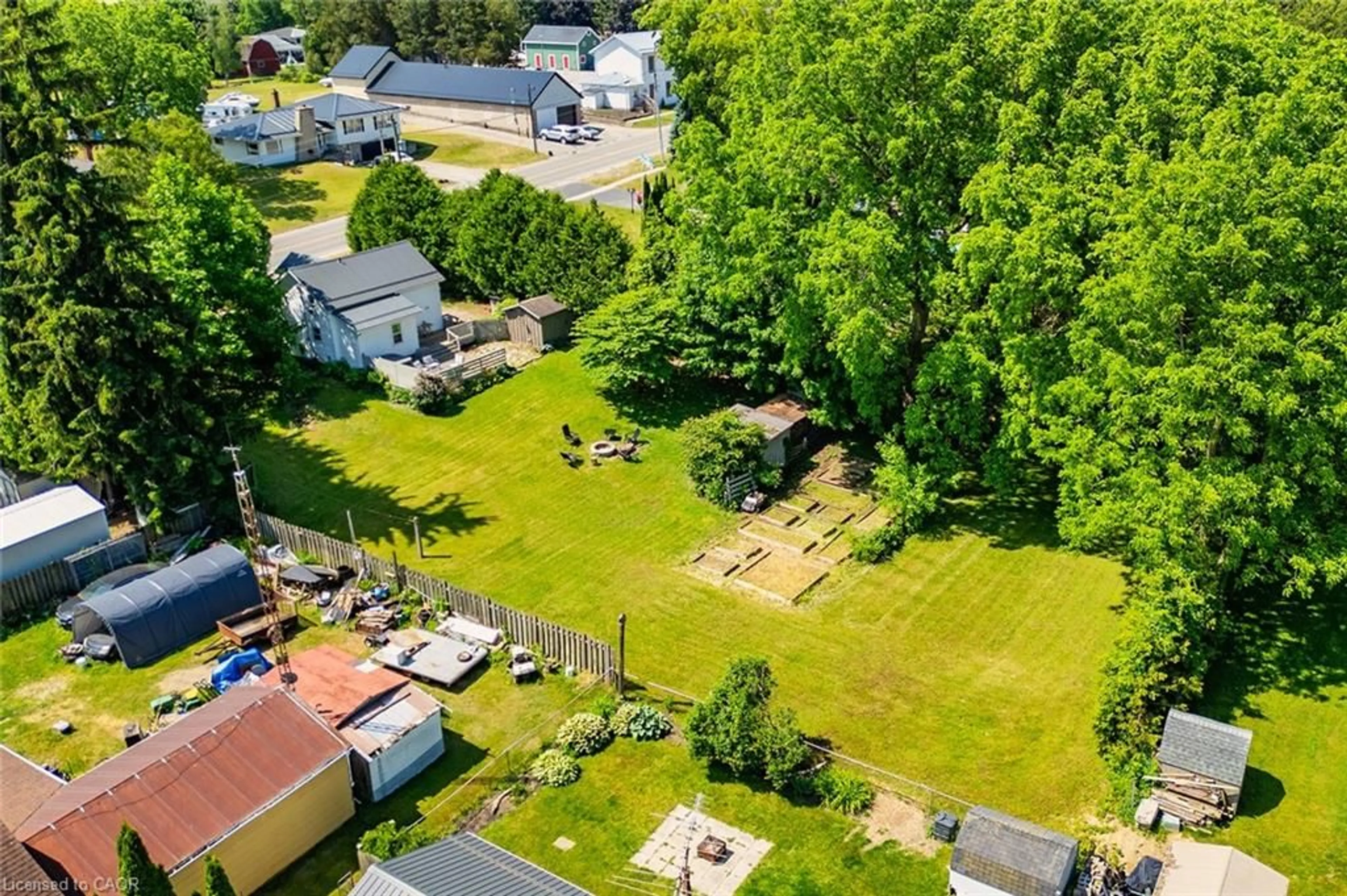 A pic from outside/outdoor area/front of a property/back of a property/a pic from drone, street for 1567 Old Brock St, Vittoria Ontario N0E 1W0