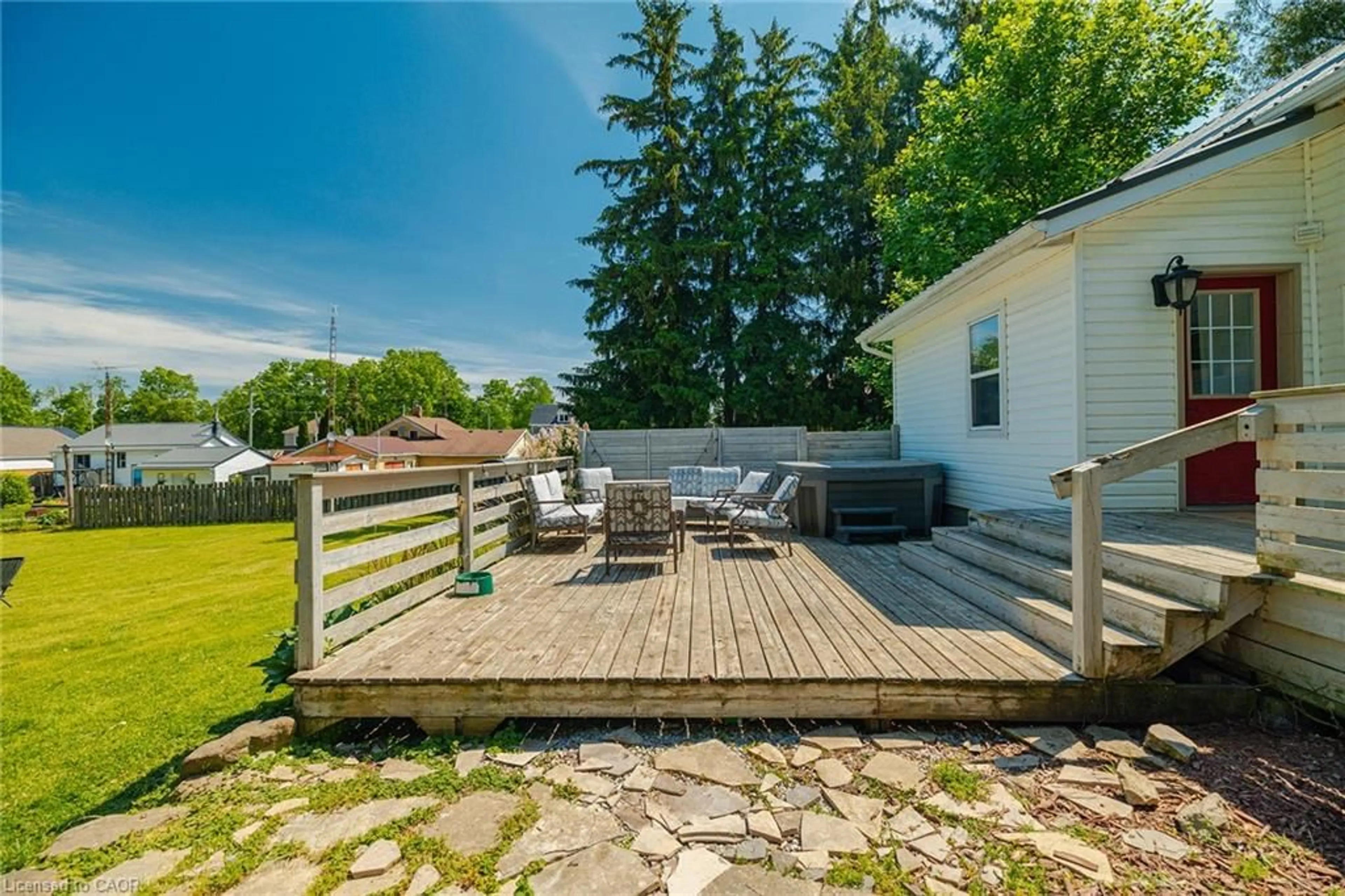 Patio, water/lake/river/ocean view for 1567 Old Brock St, Vittoria Ontario N0E 1W0