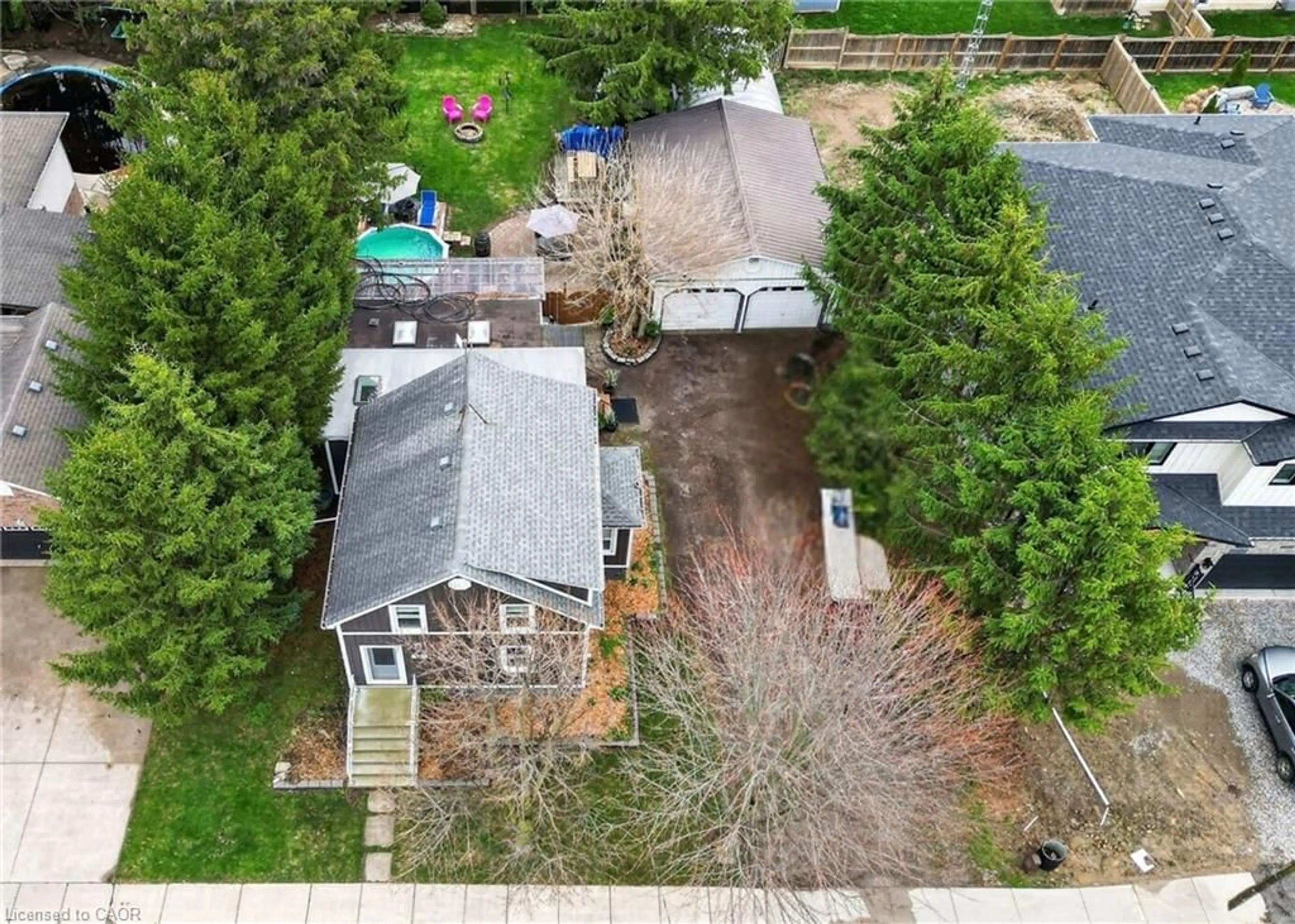 A pic from outside/outdoor area/front of a property/back of a property/a pic from drone, street for 3555 Campden Rd, Campden Ontario L0R 2C0