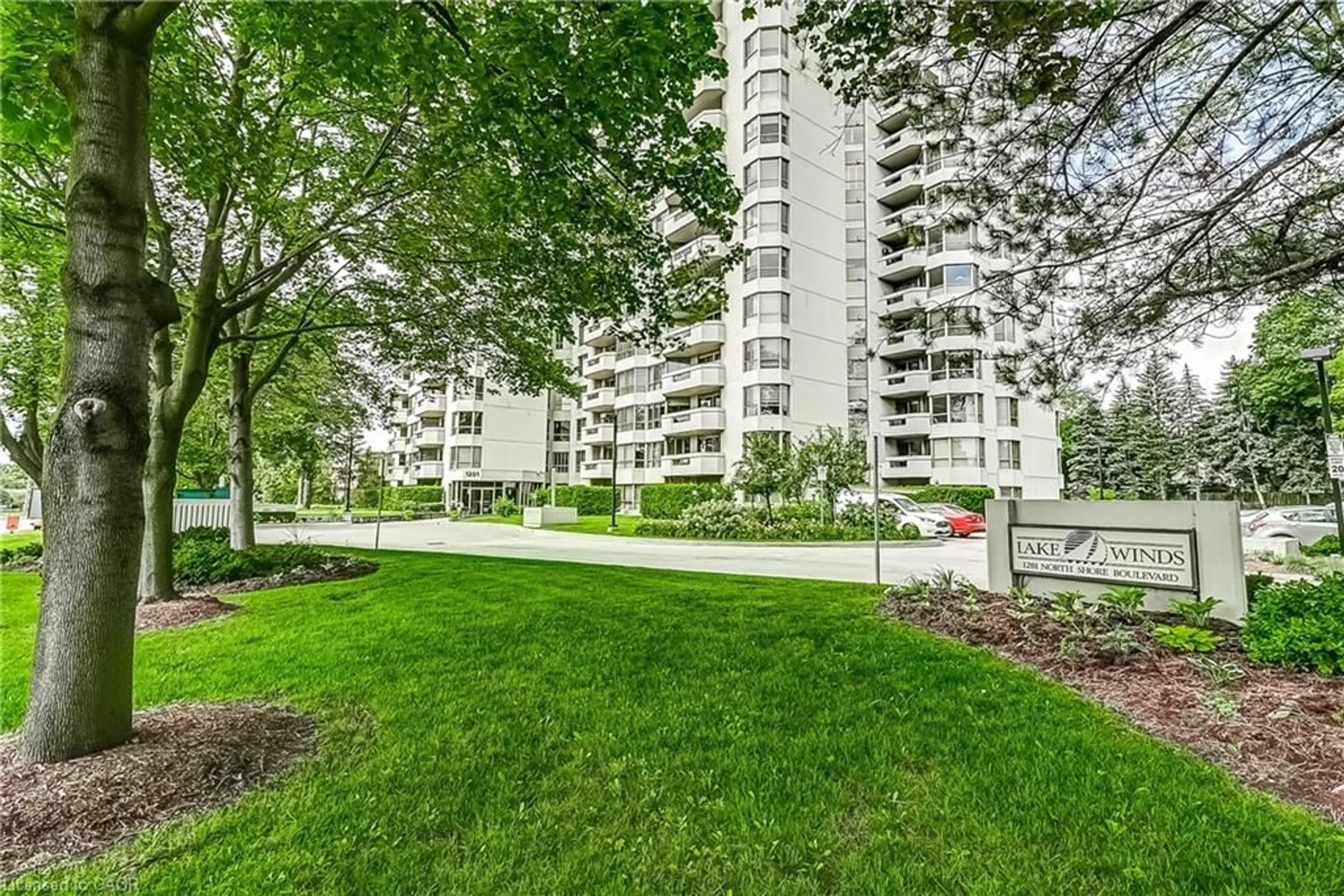 Patio, street for 1201 North Shore Blvd #204, Burlington Ontario L7S 1Z5