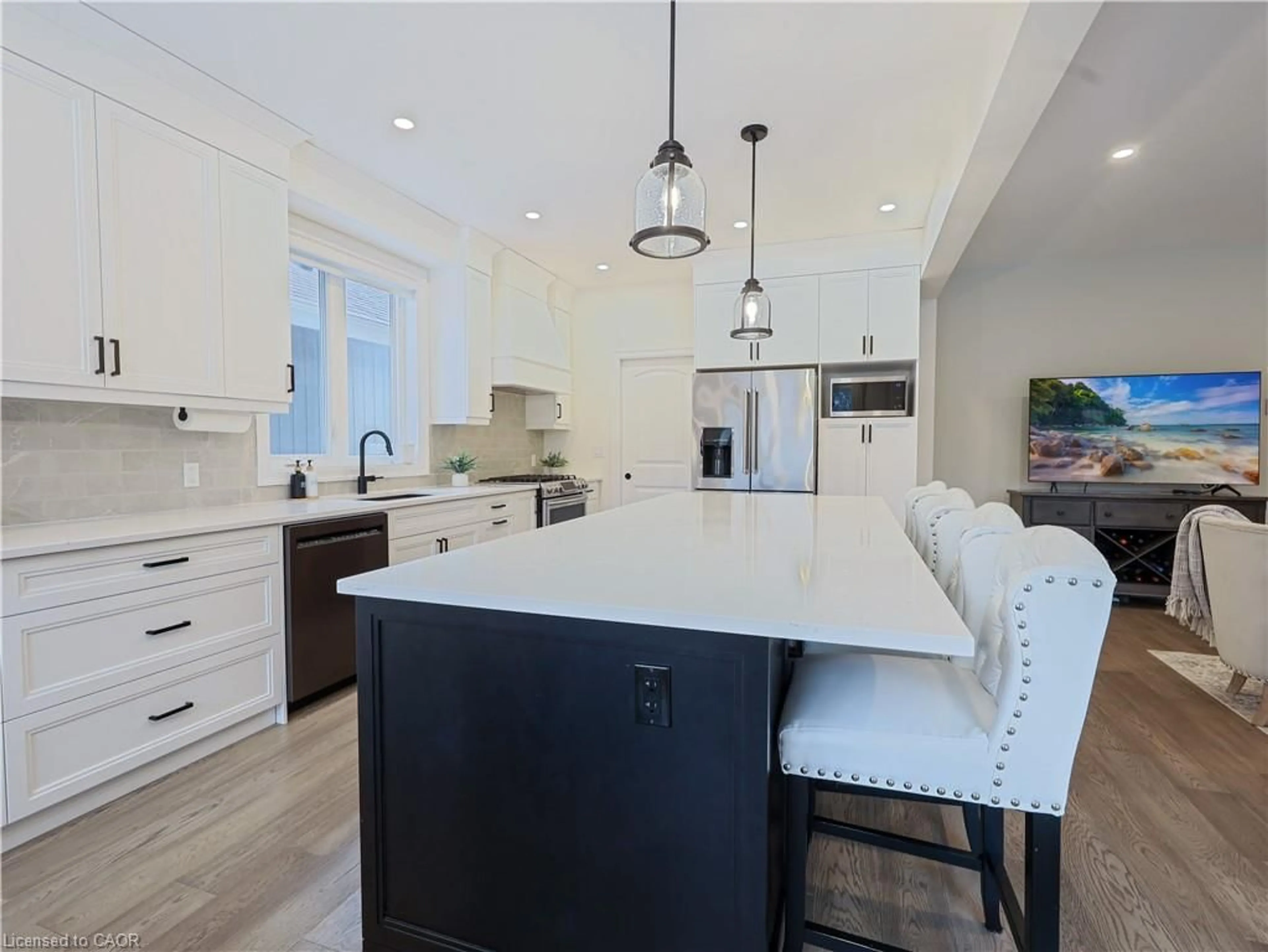 Open concept kitchen, unknown for 68 Cedar St #11, Paris Ontario N3L 0L4