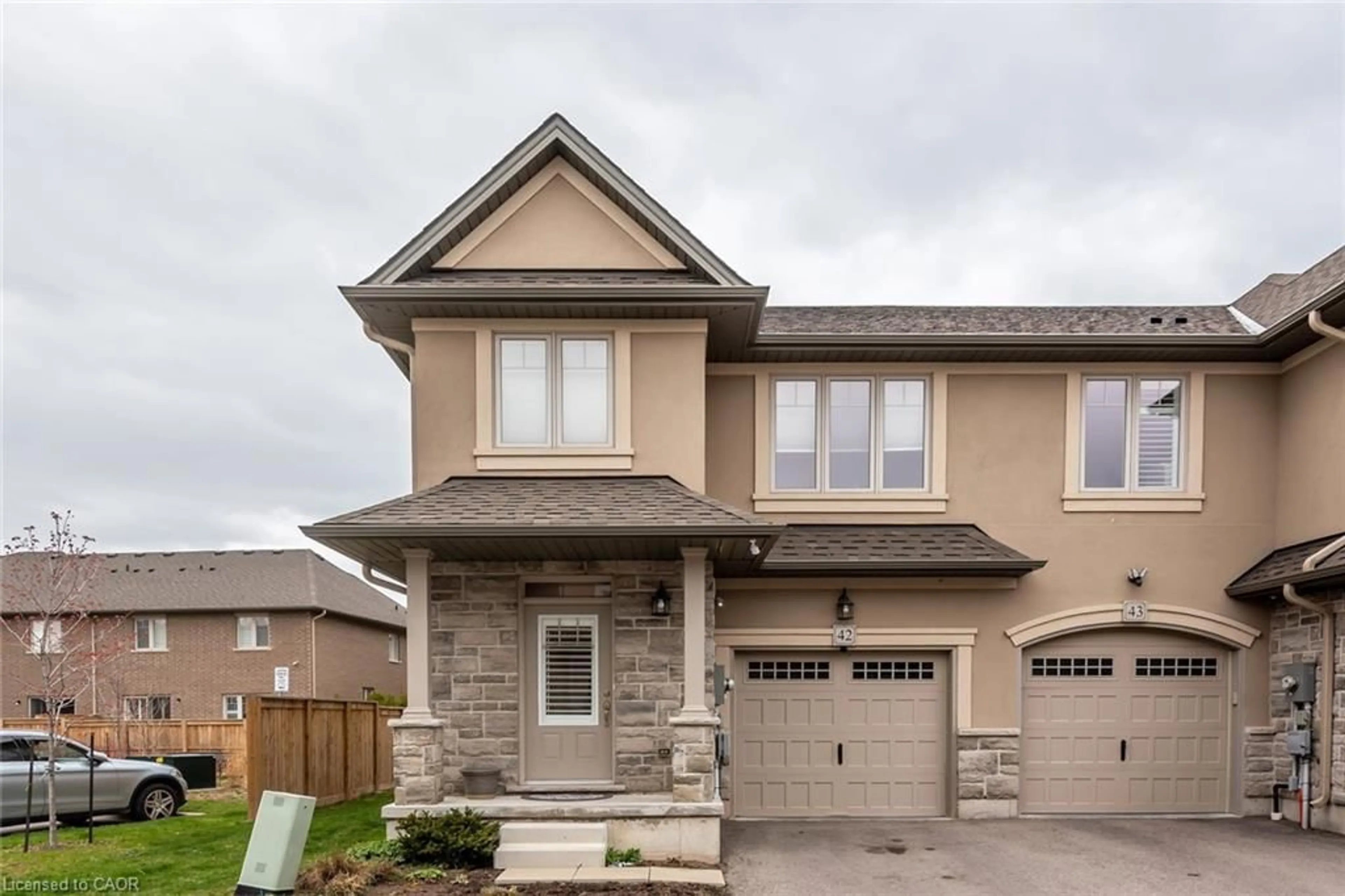 Home with brick exterior material, street for 98 Shoreview Pl #42, Stoney Creek Ontario L8E 0J4