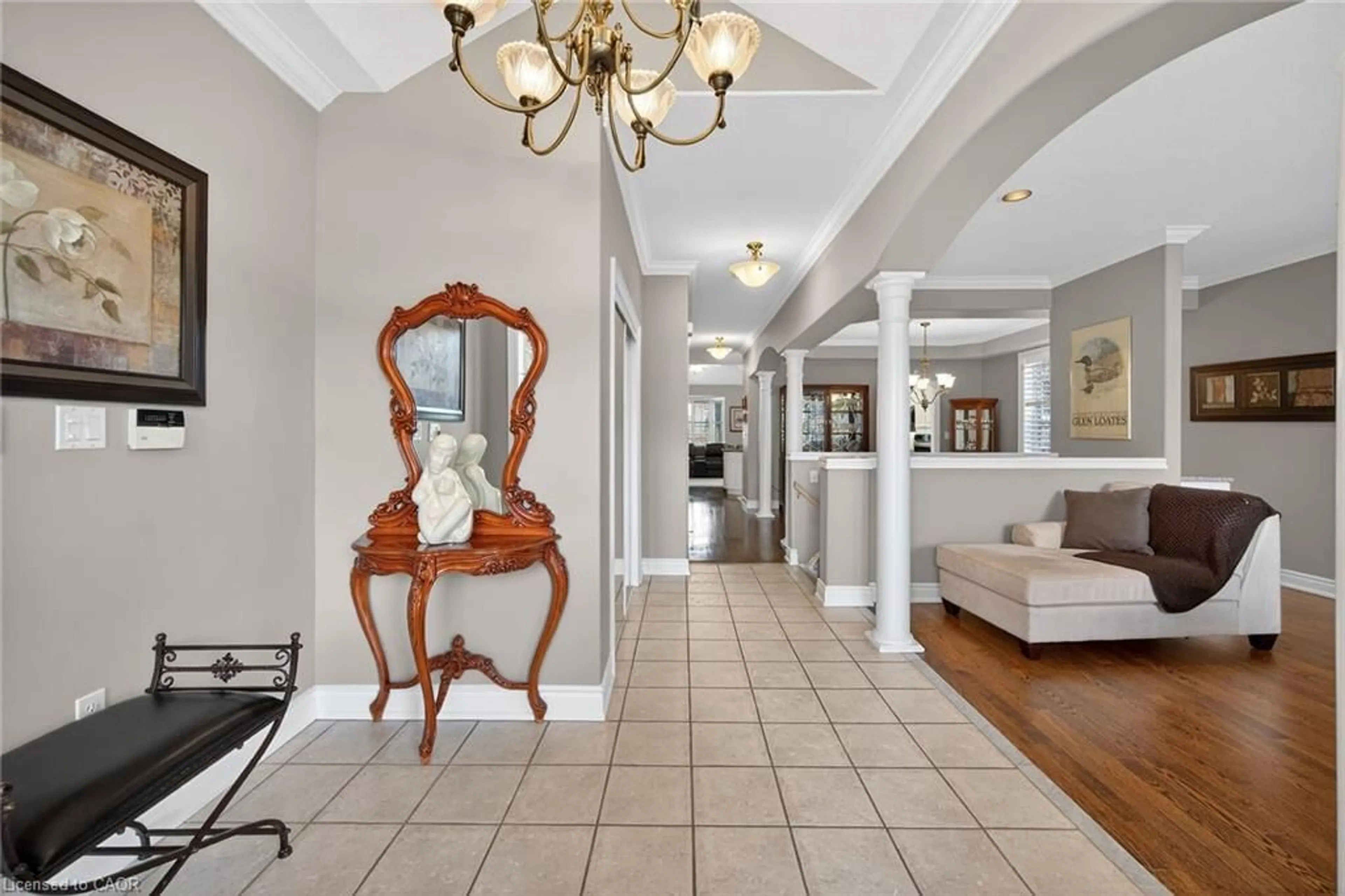 Indoor foyer for 18 Bellstone Lane, Mount Hope Ontario L0R 1W0