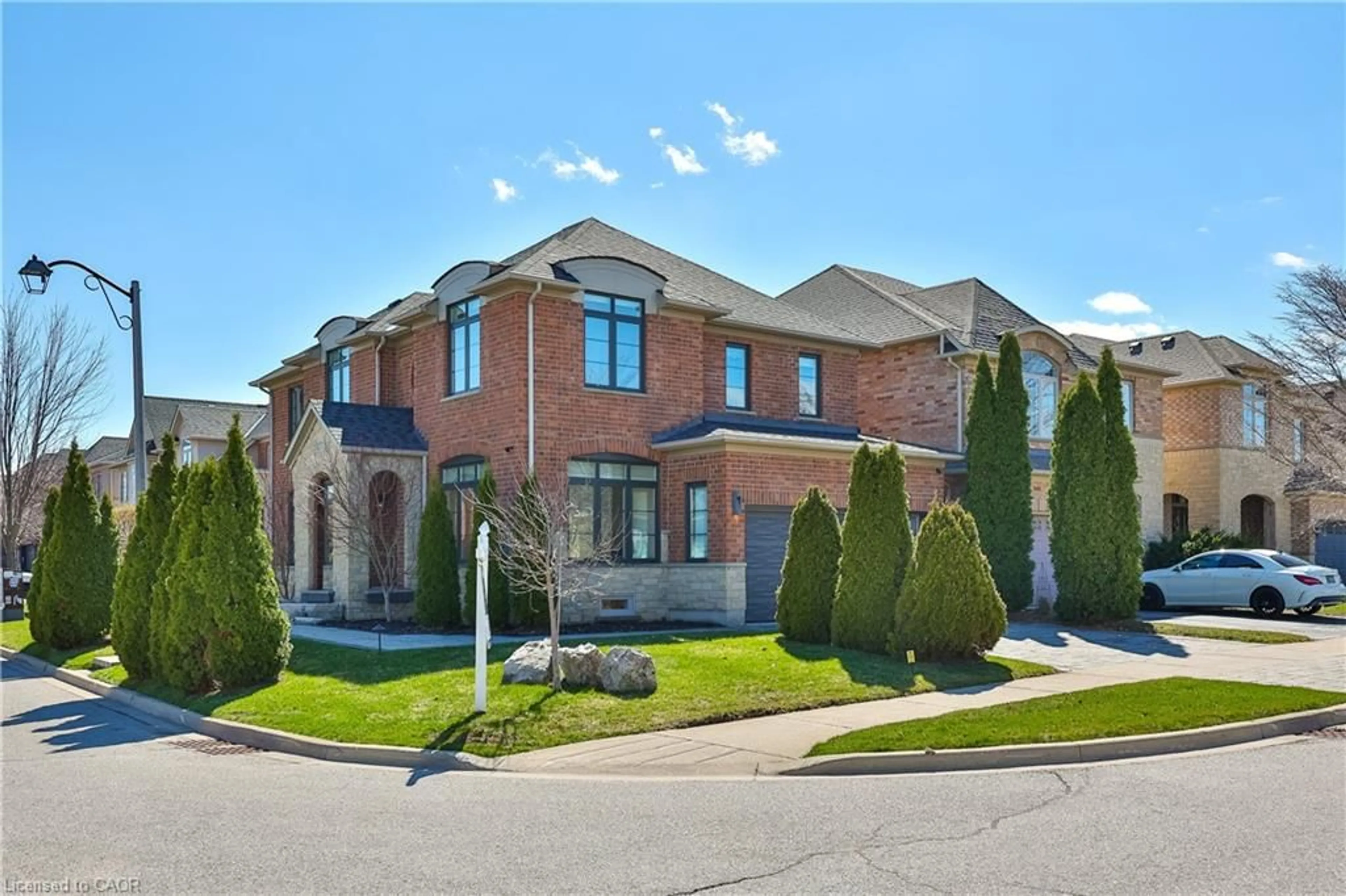 Home with brick exterior material, street for 2252 Dewsbury Dr, Oakville Ontario L6M 0A6
