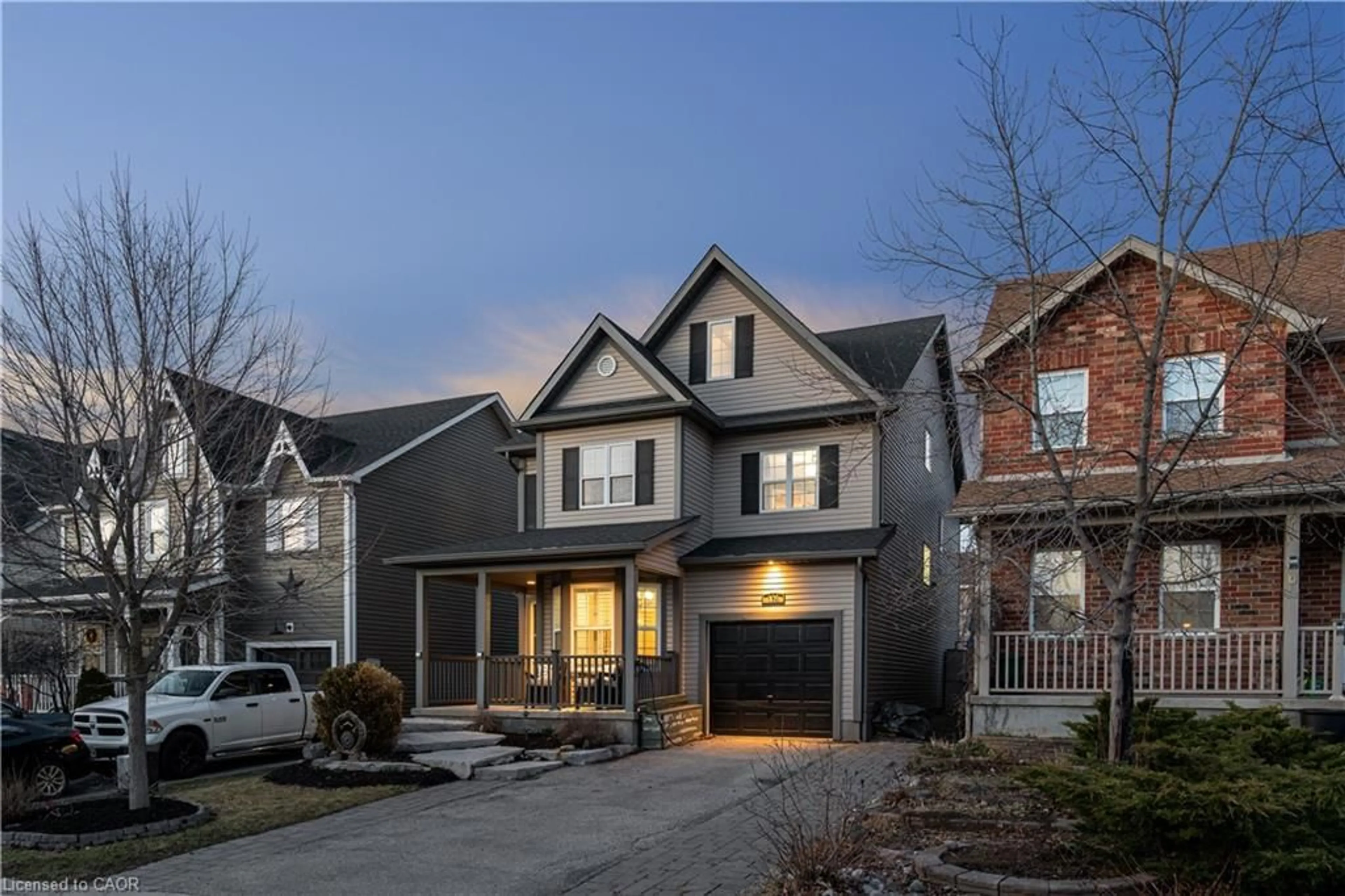 Home with brick exterior material, street for 124 Ridge Top Cres, Rockwood Ontario N0B 2K0