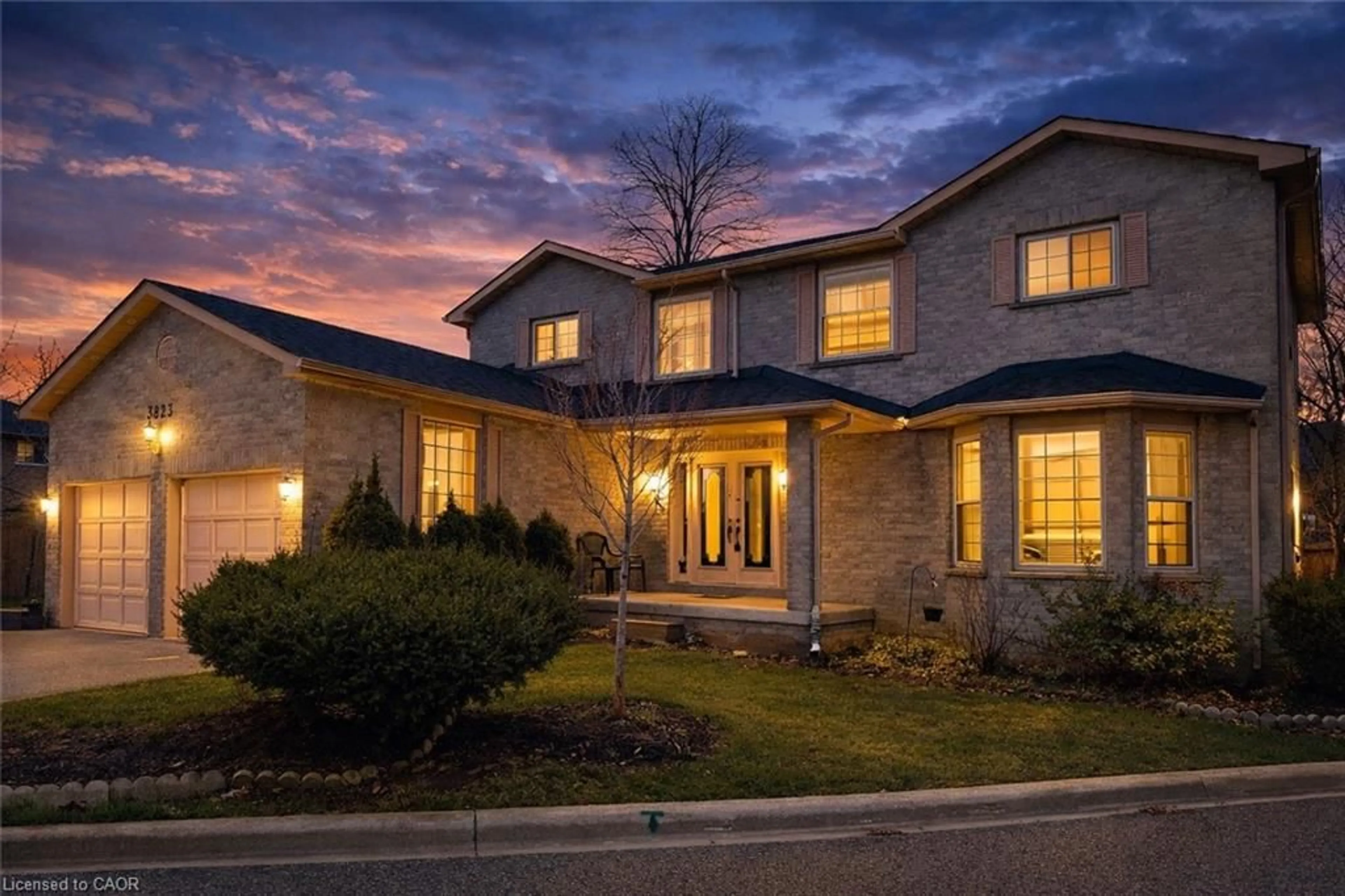 Home with brick exterior material, street for 3823 Trelawny Cir, Mississauga Ontario L5N 5J6