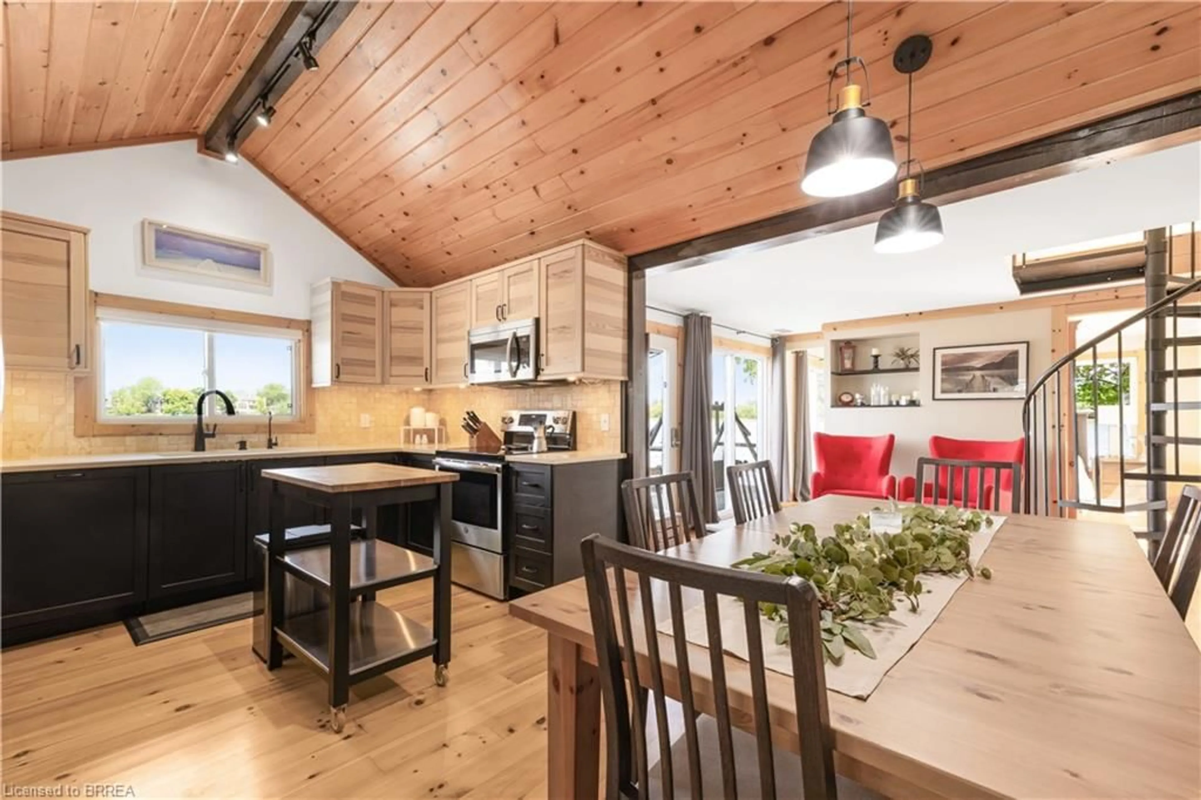 Open concept kitchen, wood/laminate floor for 43 Mcclintock Dr, Puslinch Ontario N3C 2V4
