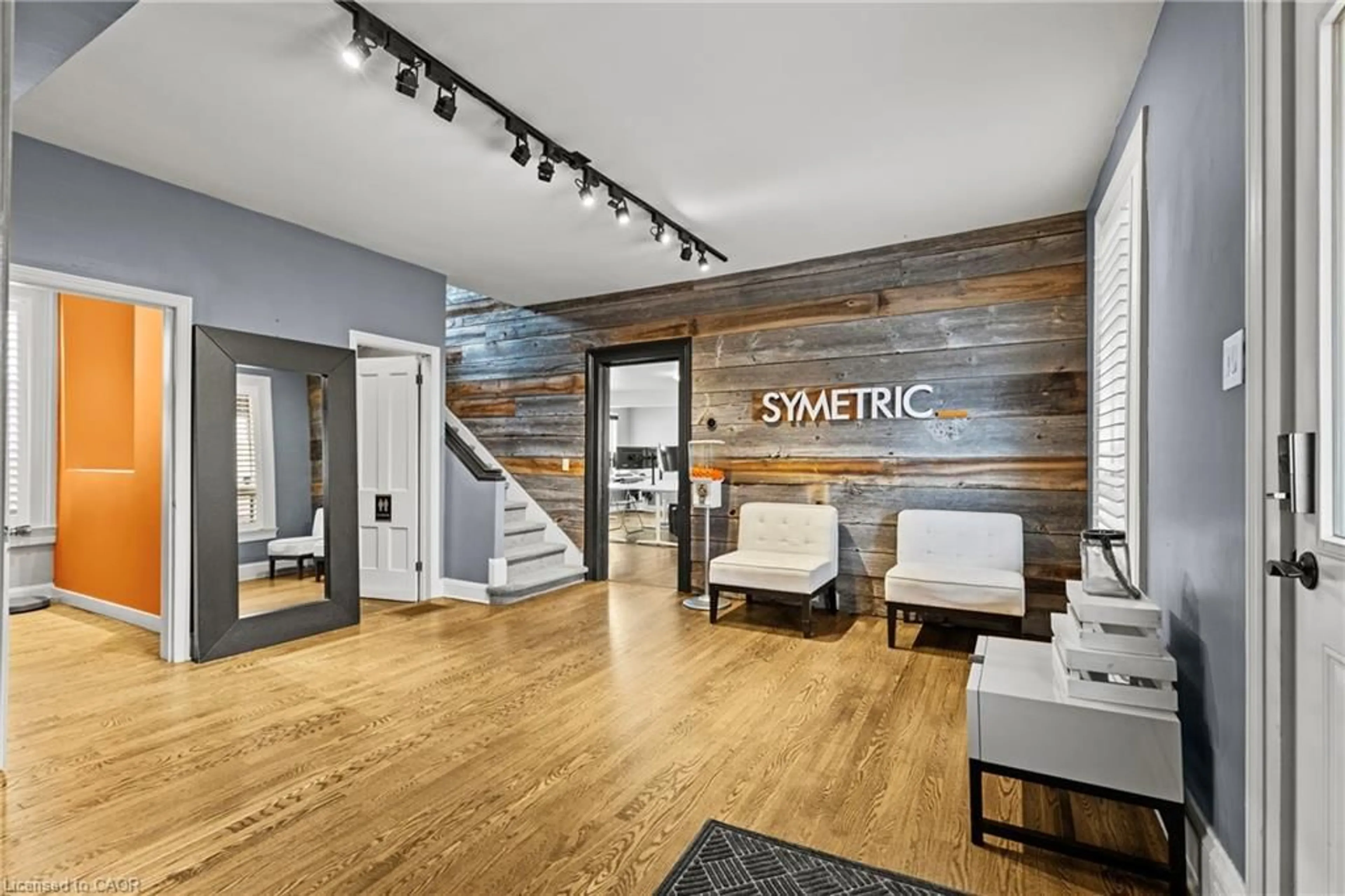 Unknown for 196 King St, St. Catharines Ontario L2R 3J7