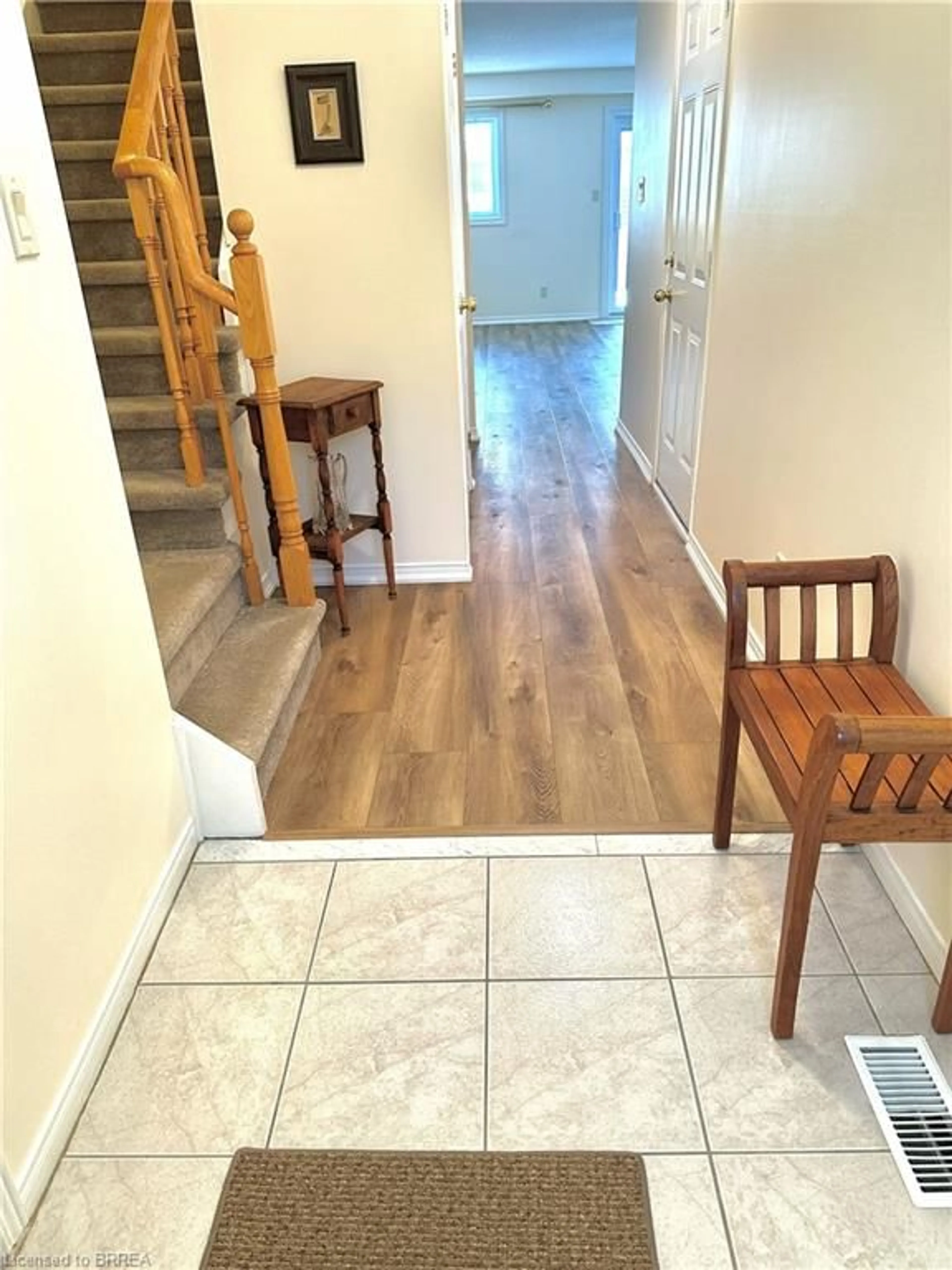 Unknown for 31 Moss Blvd #26, Dundas Ontario L9H 7A6