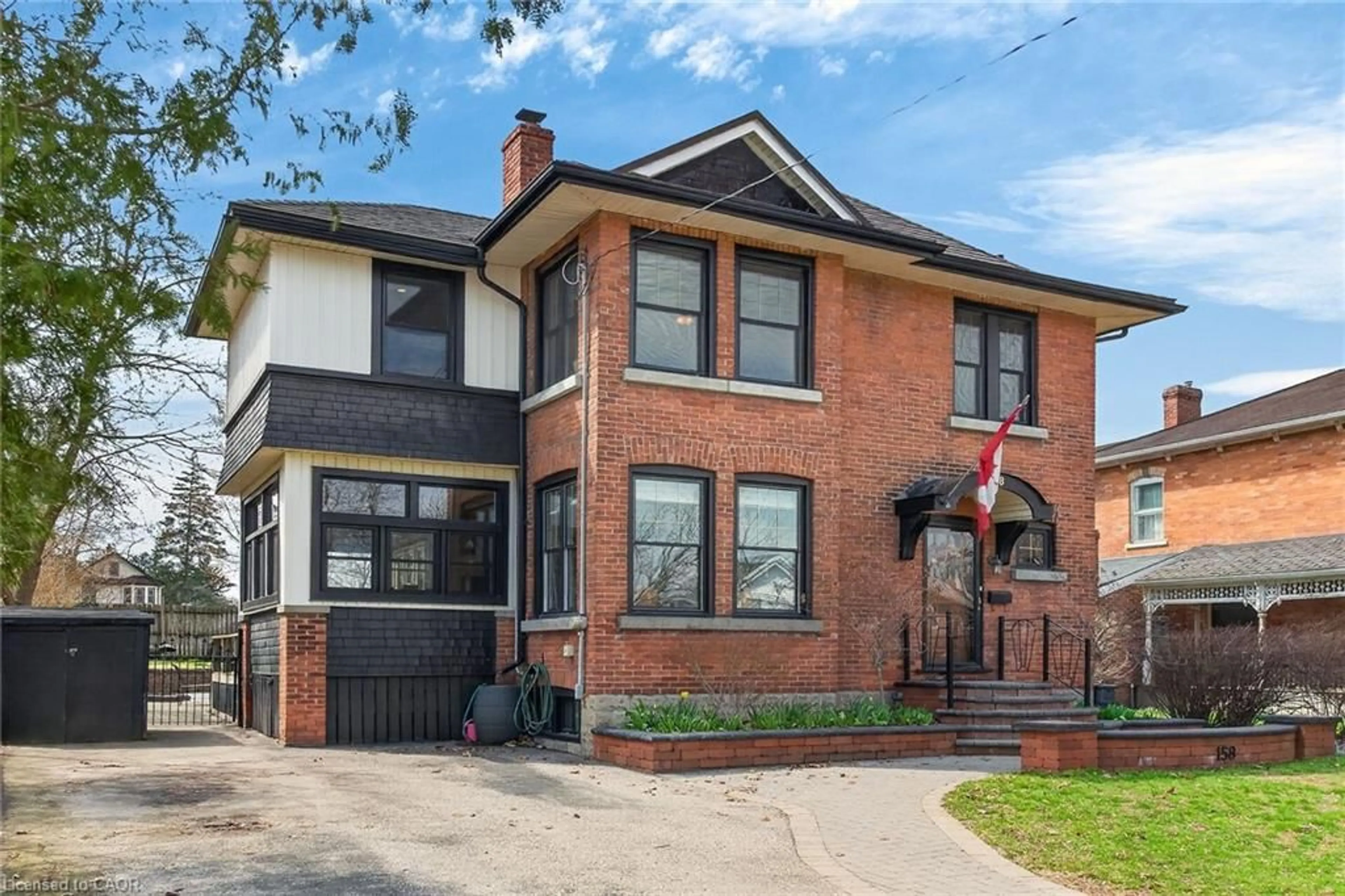 Home with brick exterior material, street for 158 Talbot St, Simcoe Ontario N3Y 3W9