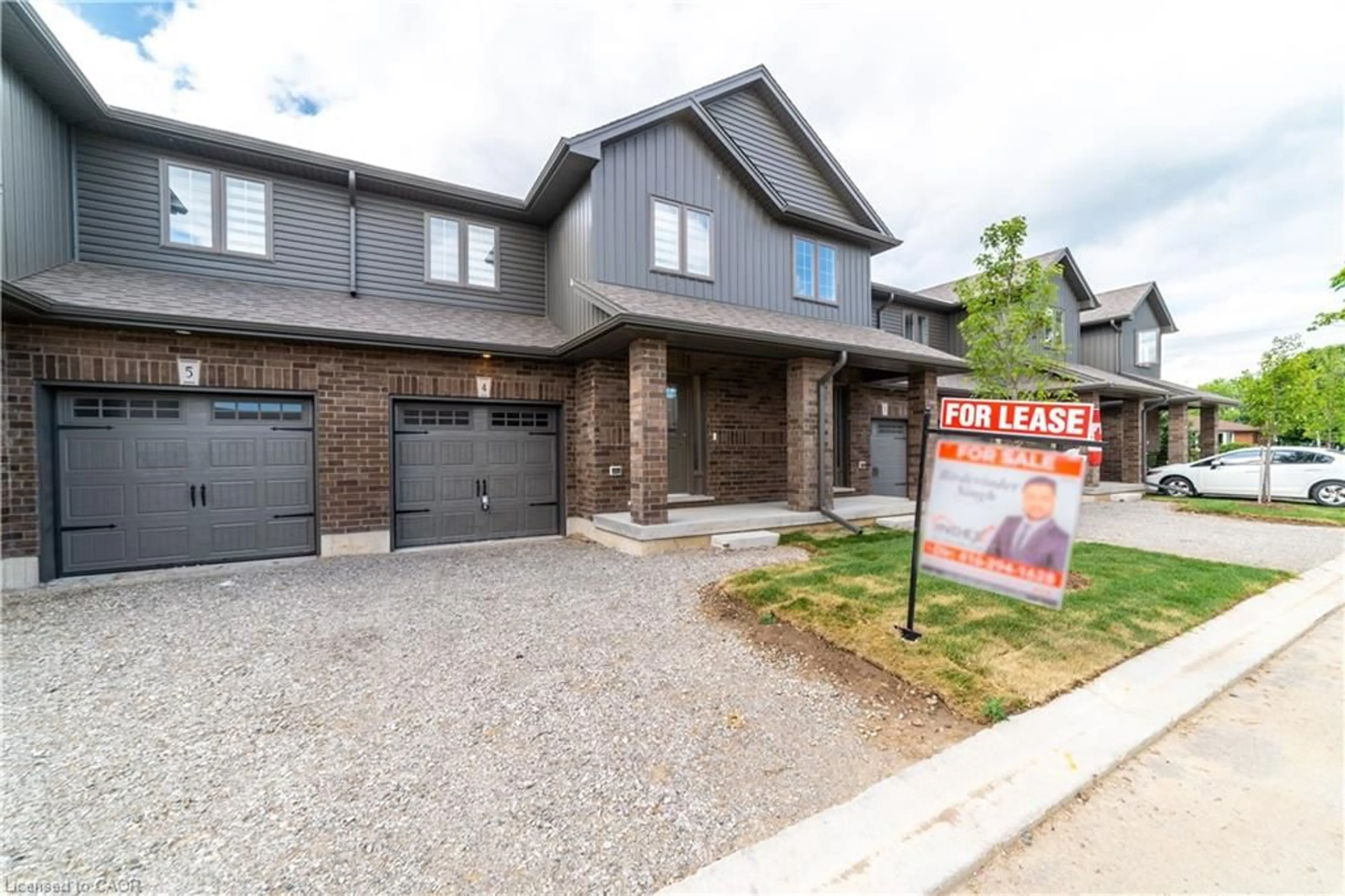 Home with brick exterior material, street for 29 Schuyler St #4, Paris Ontario N3L 0J2