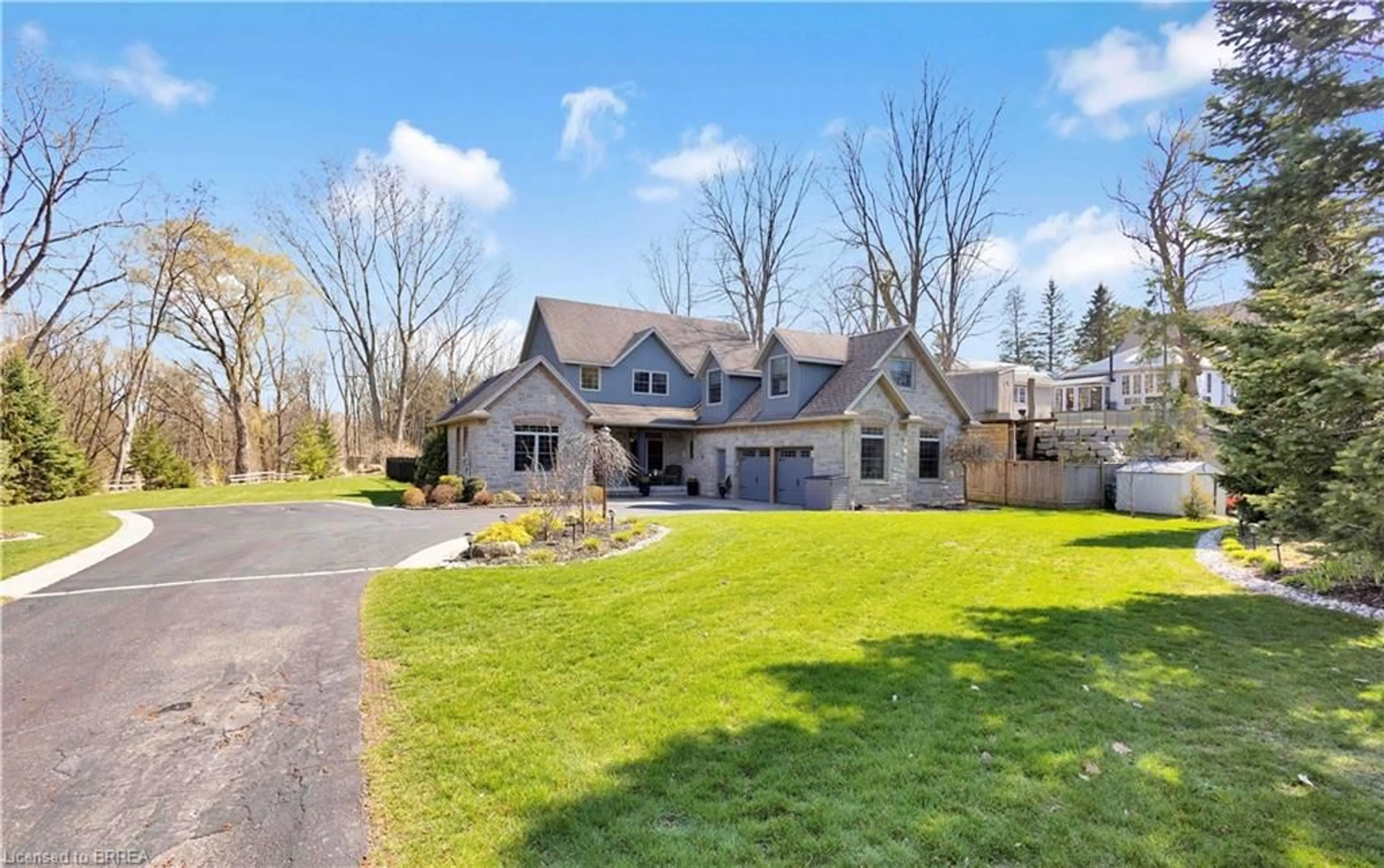 A pic from outside/outdoor area/front of a property/back of a property/a pic from drone, unknown for 38 Silver Lake Dr, Port Dover Ontario N0A 1N6