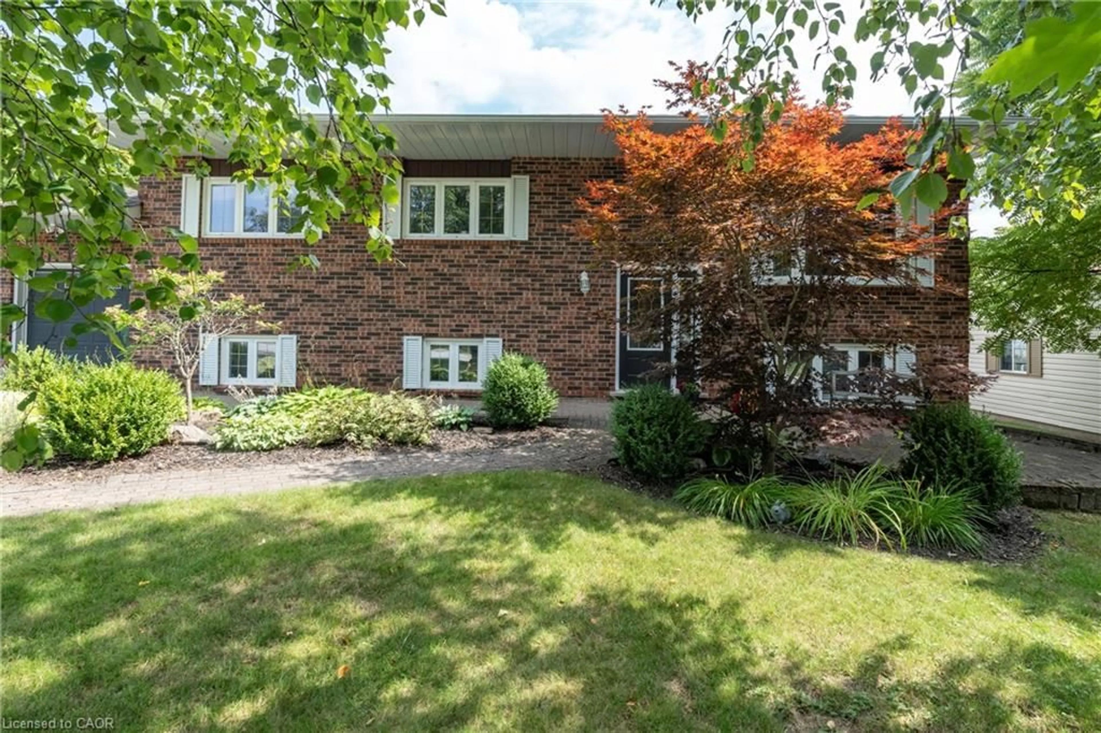 Unknown for 29 Armstrong Cres, Grey Highlands Ontario N0C 1H0