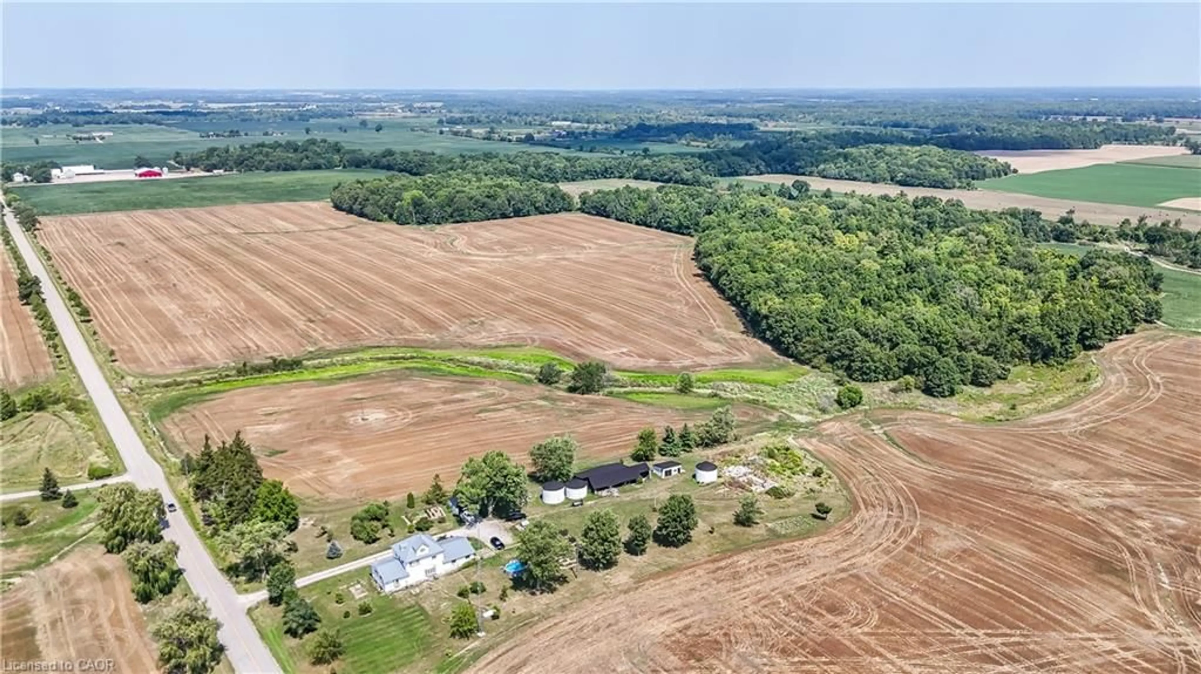 A pic from outside/outdoor area/front of a property/back of a property/a pic from drone, unknown for 304 Turnbull Rd, Canfield Ontario N0A 1C0