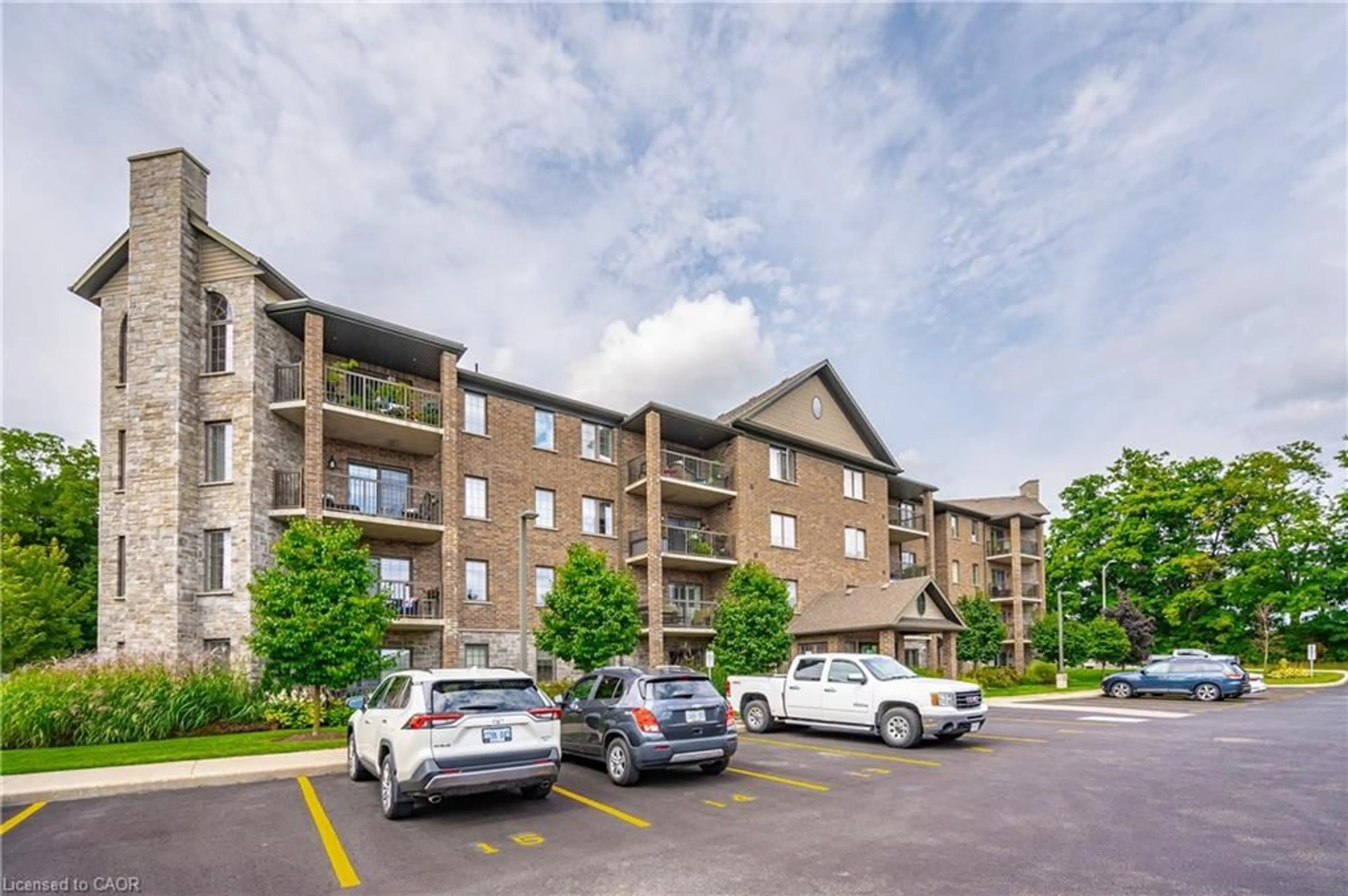 Unknown for 6492 Gerrie Rd #207, Elora Ontario N0B 1S0