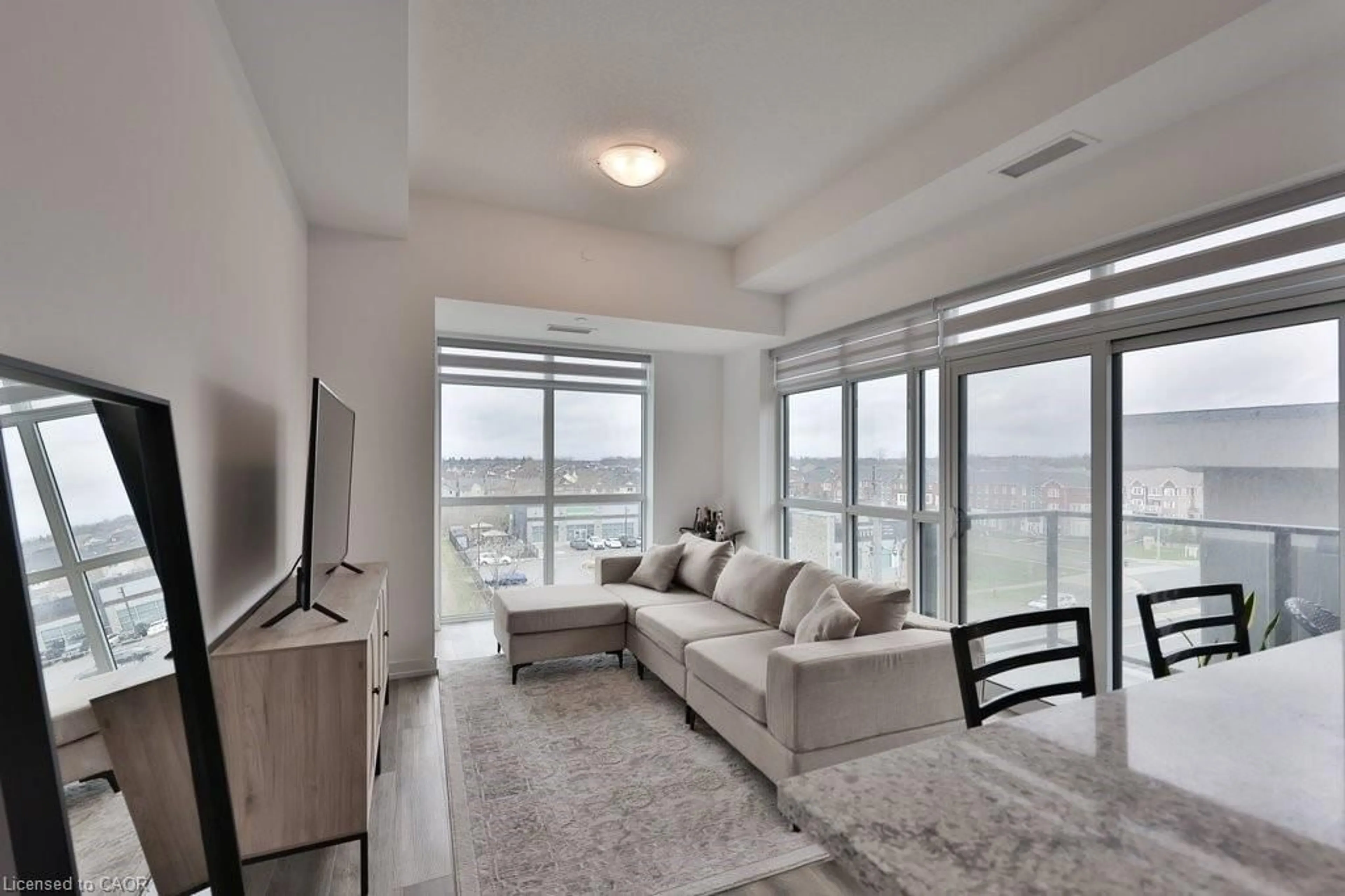 Living room with furniture, unknown for 470 Dundas St #506, Hamilton Ontario L8B 2A6