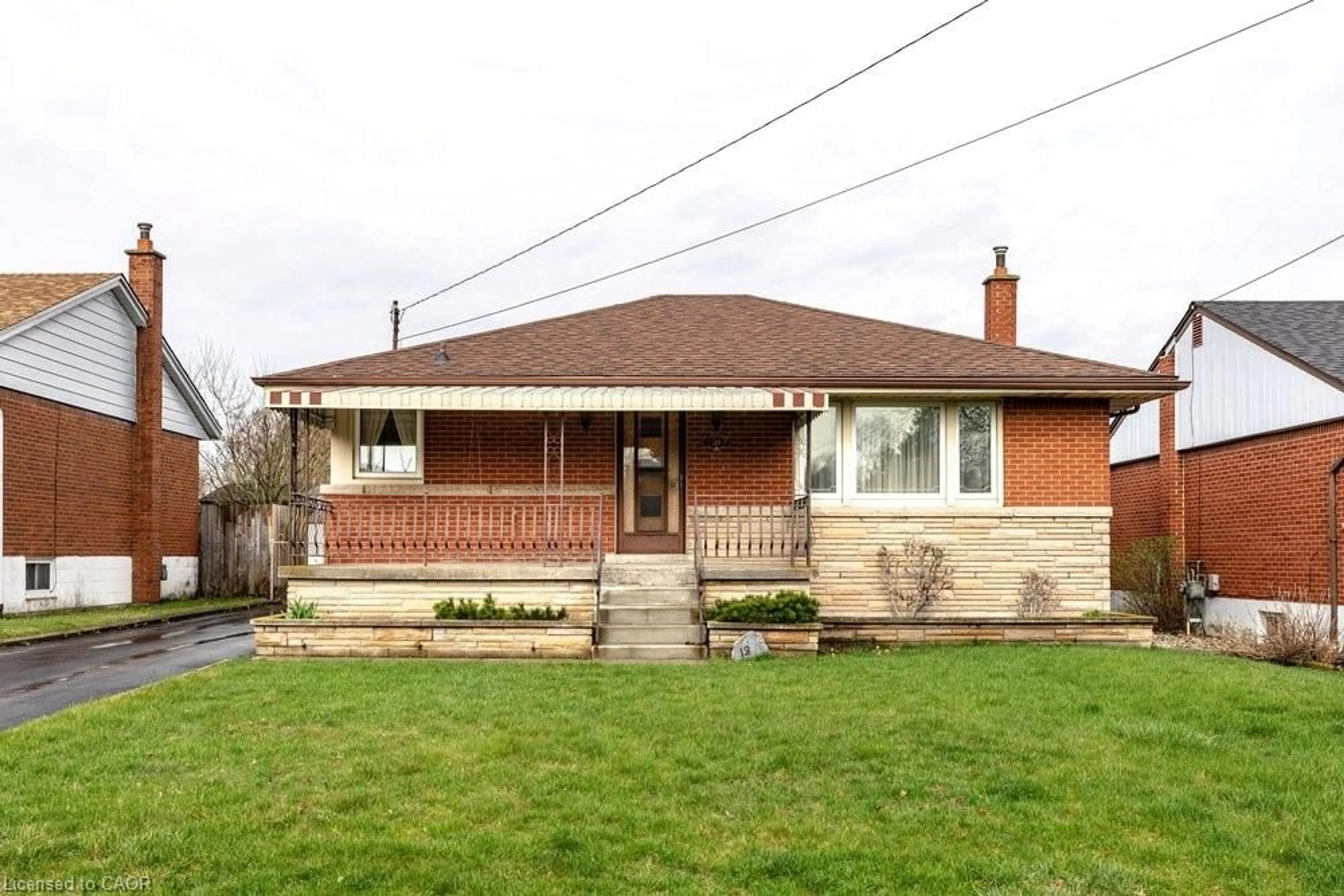 Home with brick exterior material, street for 189 Hoover Cres, Hamilton Ontario L9A 3H2
