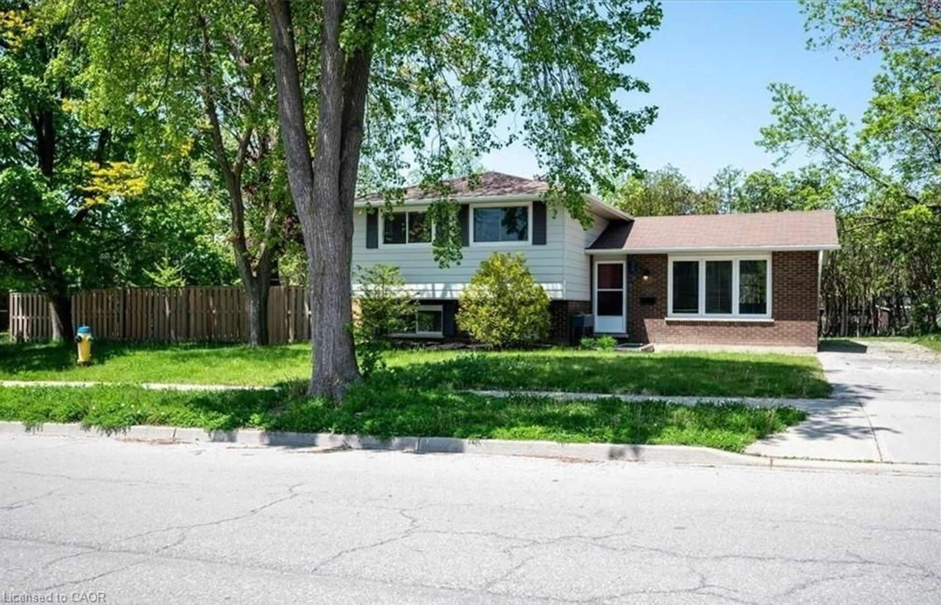 Unknown for 152 Macgregor Cres, Waterloo Ontario N2J 3W9