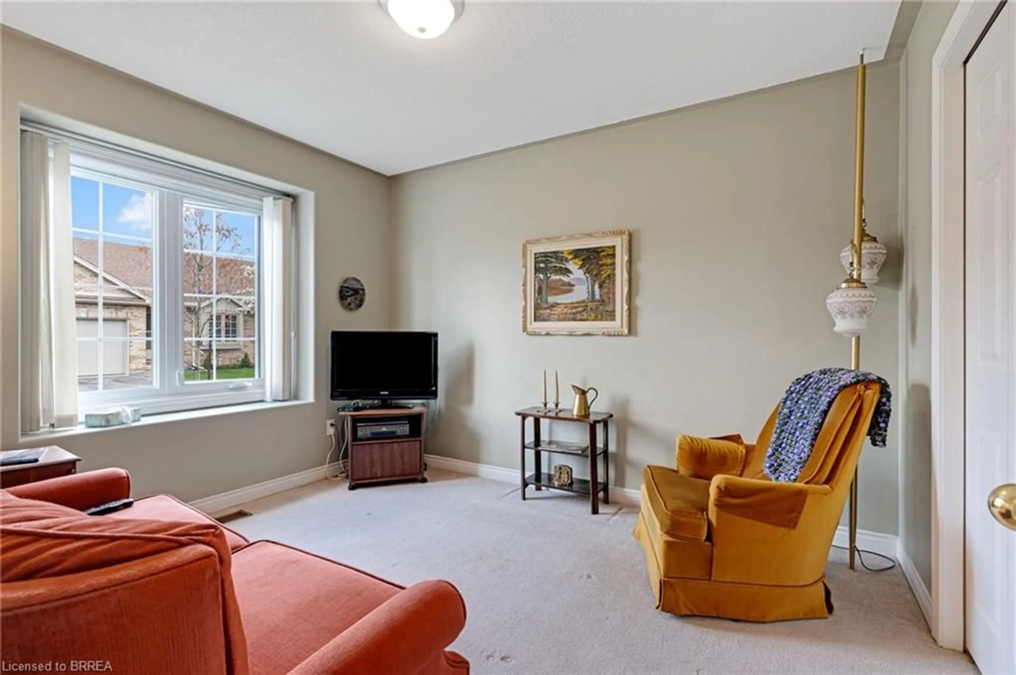 Living room with furniture, unknown for 110 Somerset Rd #4, Brantford Ontario N3R 5A8