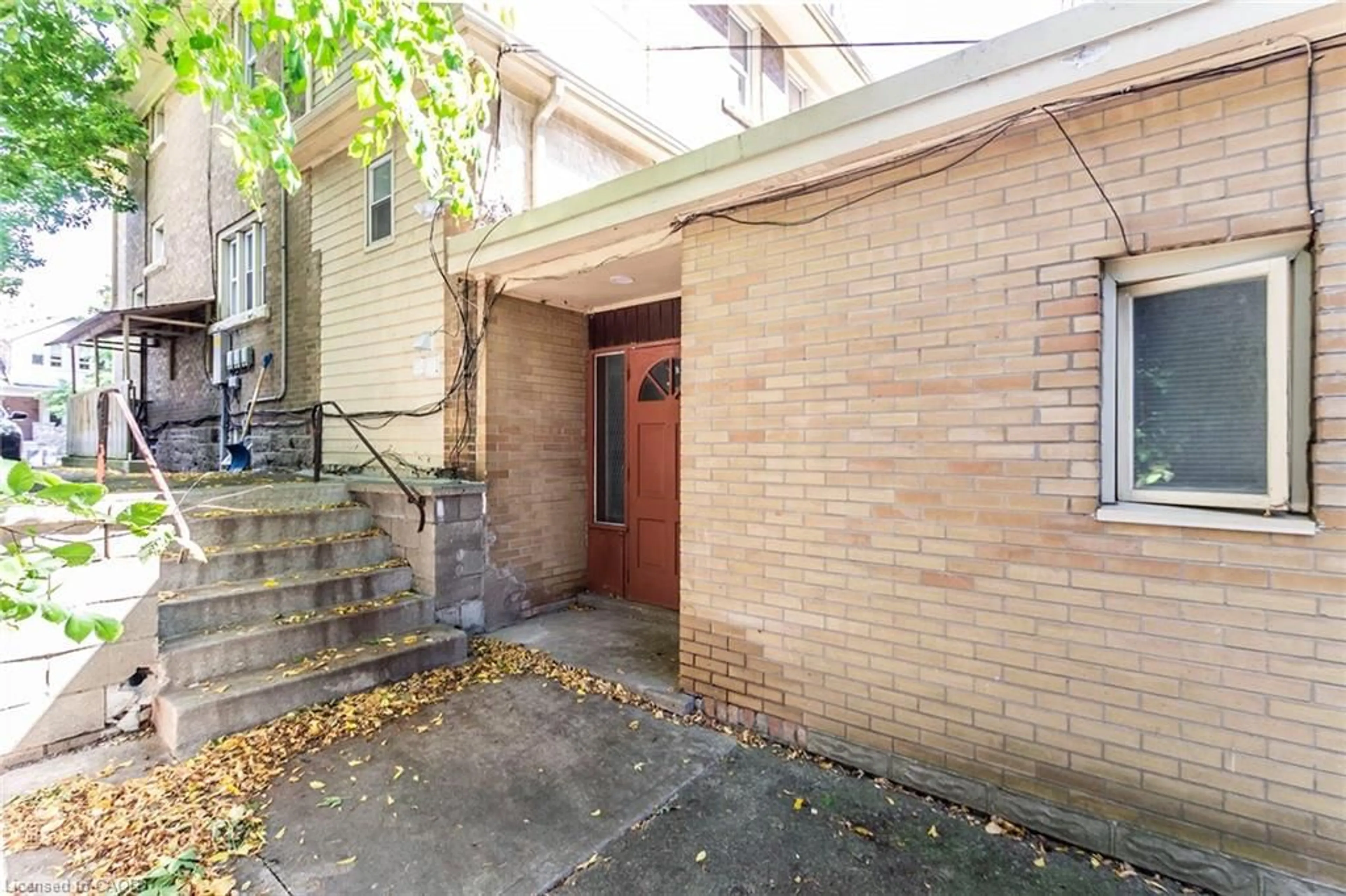 Unknown for 133 Albert St, Waterloo Ontario N2L 3T2