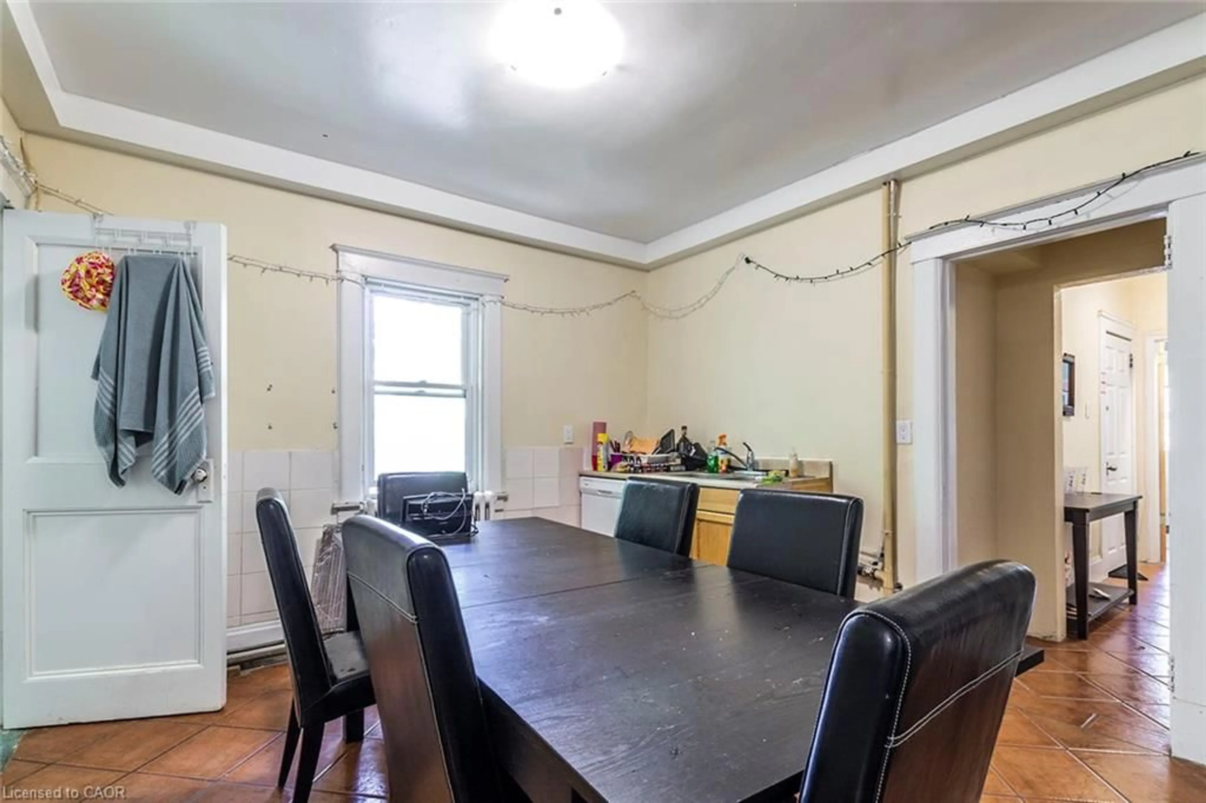 Dining room, unknown for 133 Albert St, Waterloo Ontario N2L 3T2