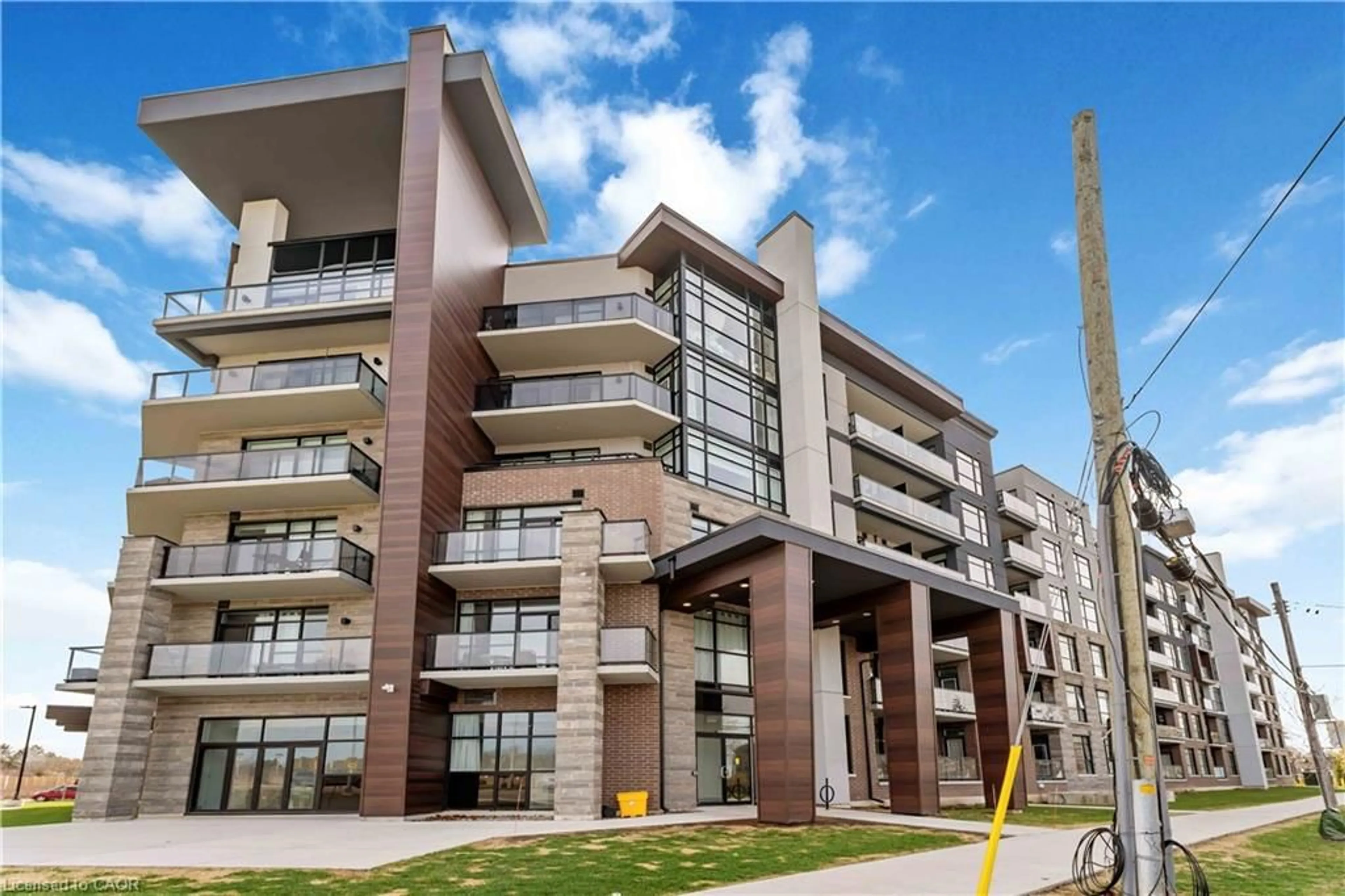 Unknown for 600 North Service Rd #318, Stoney Creek Ontario L8E 0L2