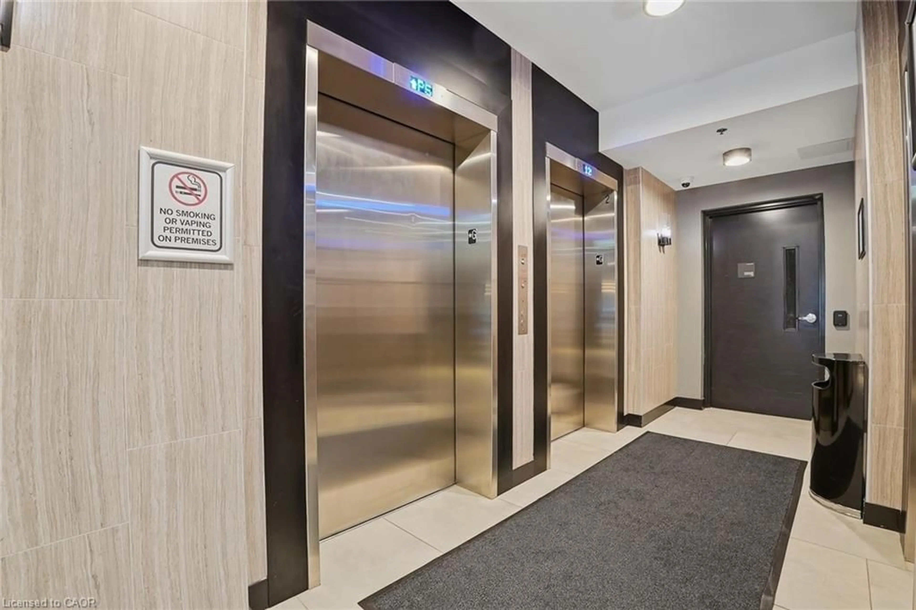 Indoor foyer for 50 Grand Ave #1014, Cambridge Ontario N1S 0C2