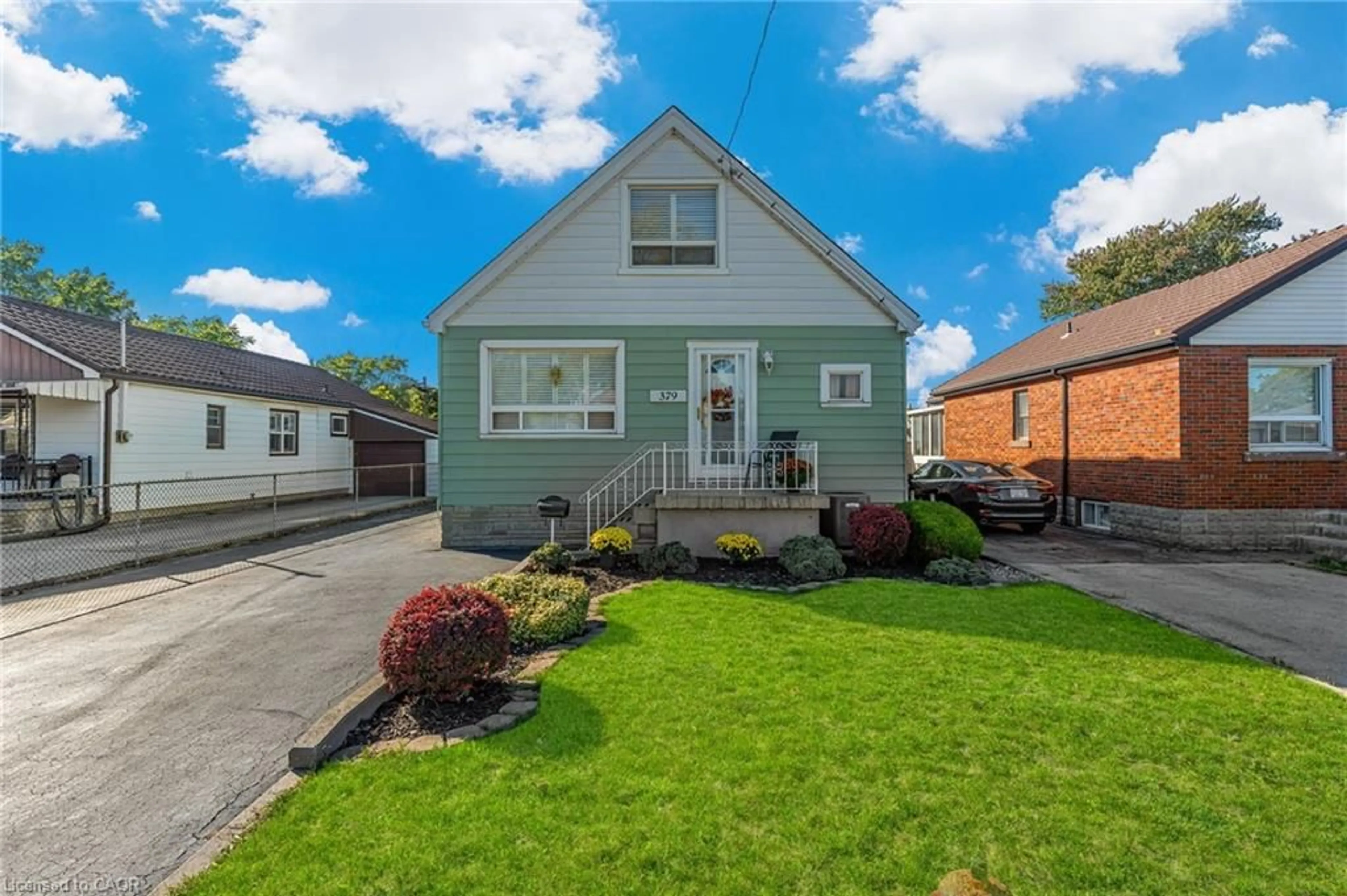 A pic from outside/outdoor area/front of a property/back of a property/a pic from drone, street for 379 Talbot St, Hamilton Ontario L8H 6T5